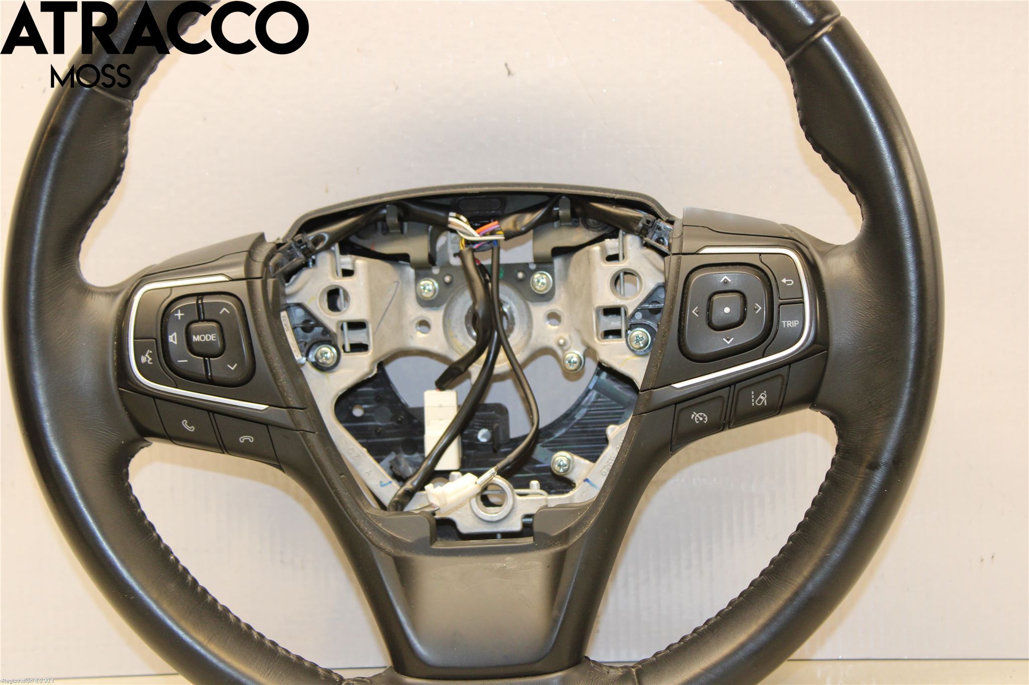 Toyota AVENSIS 09-15 Ratt