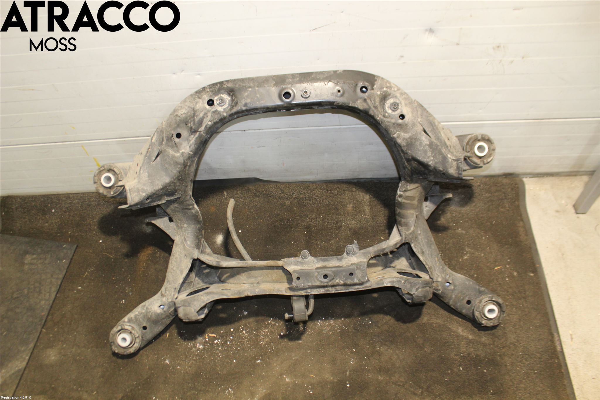 Toyota RAV4 19- Bakaksel Feste Travers-Ramme