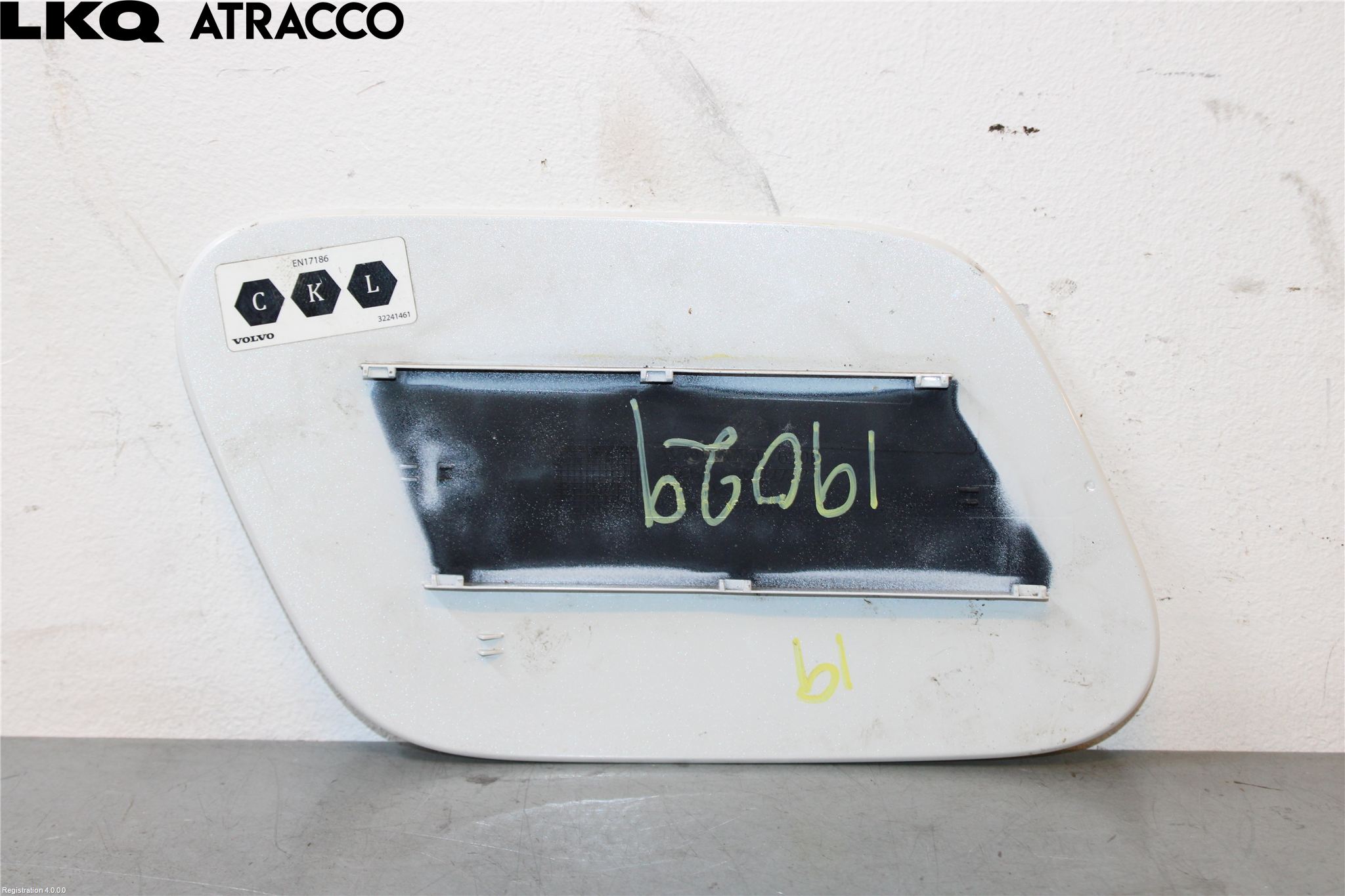 Volvo XC40/RECHARGE 18- Drivstoff Tanklokk
