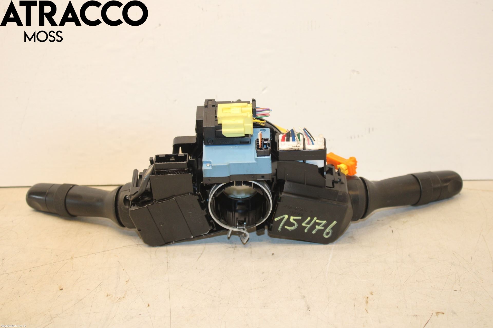 Toyota AVENSIS 09-15 Bryter Ratt Kombi H Og V