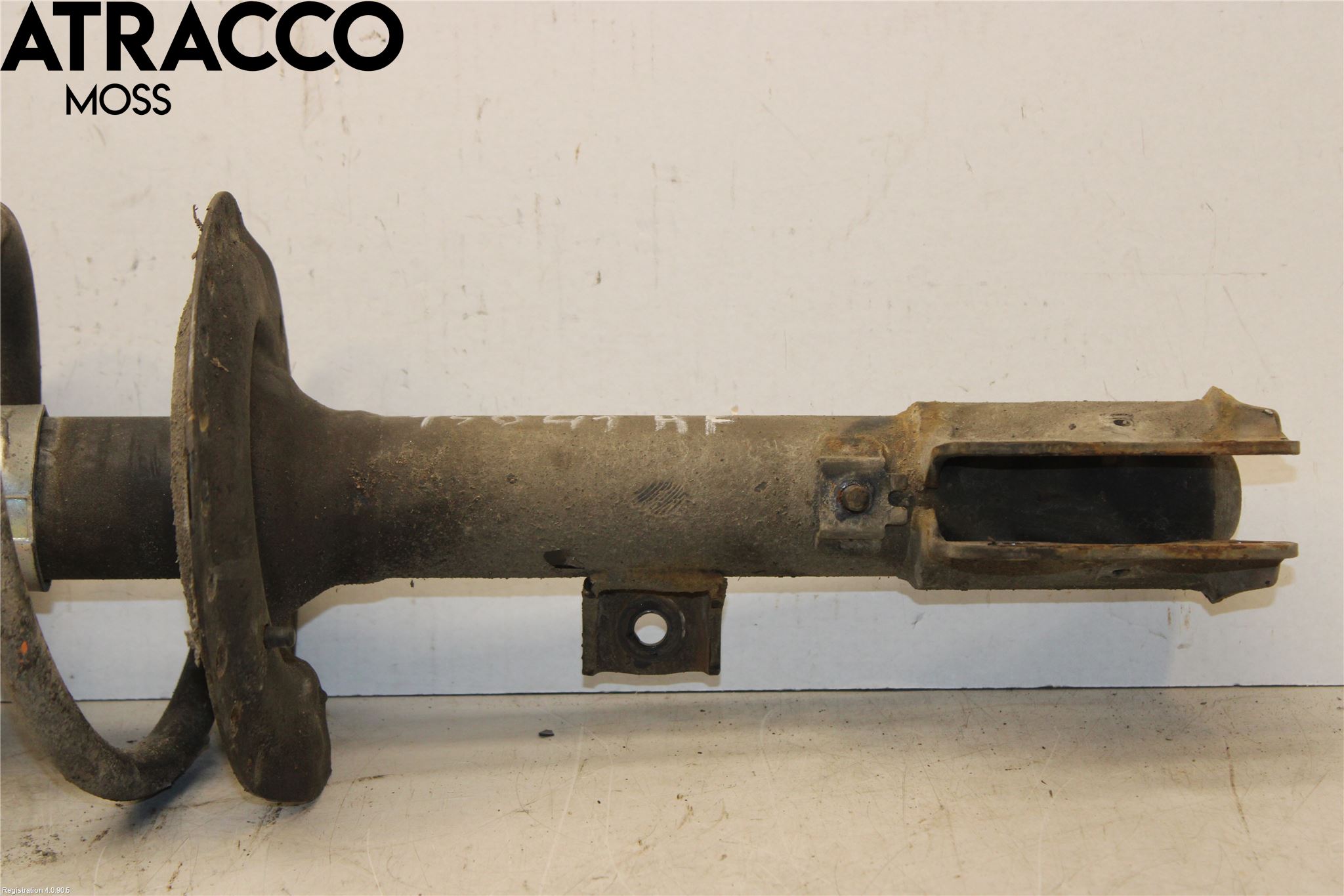 Mitsubishi OUTLANDER 13-21 Fjærbein Foran Høyre