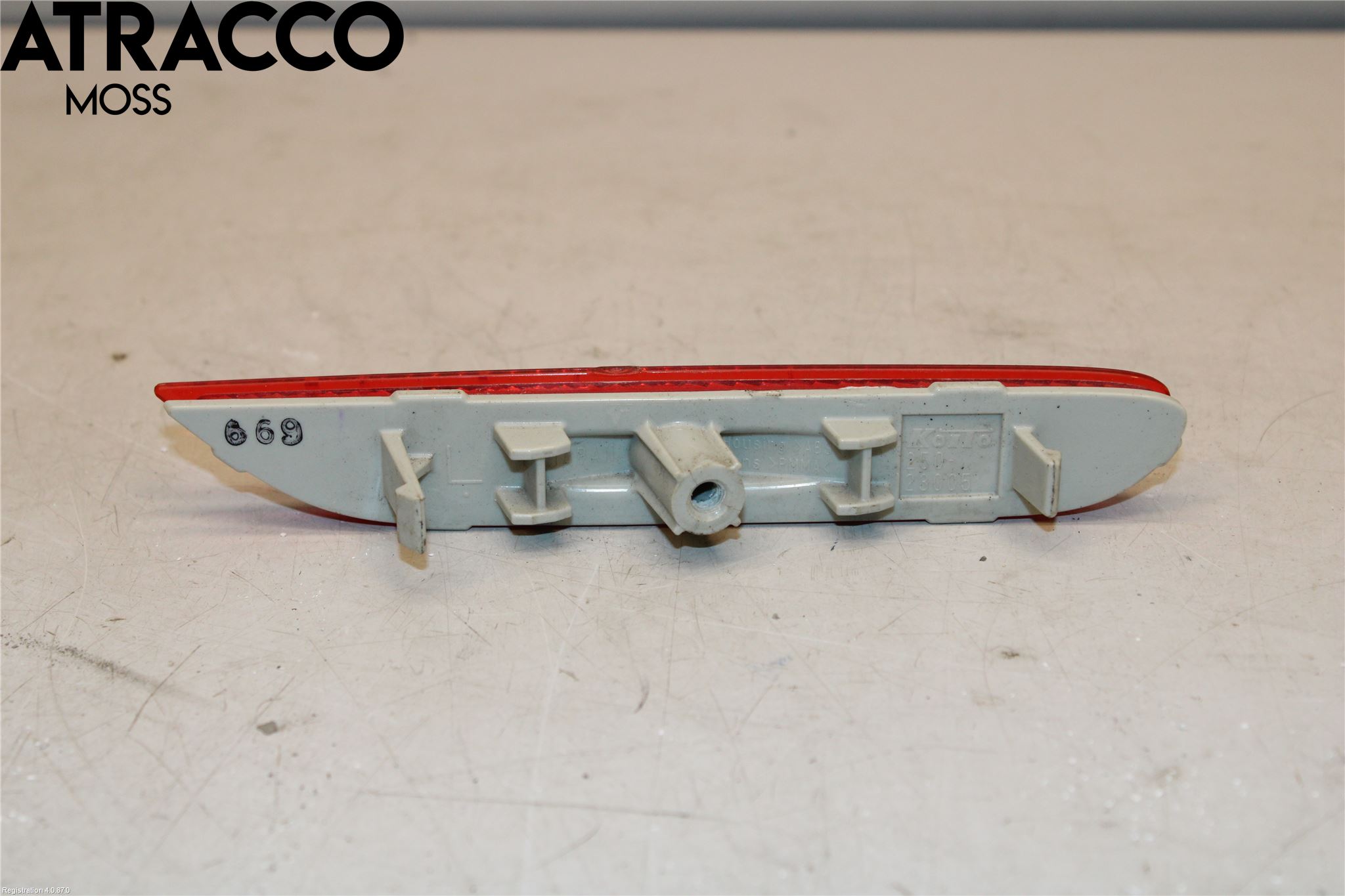 Nissan LEAF 11-17 Refleks Bak