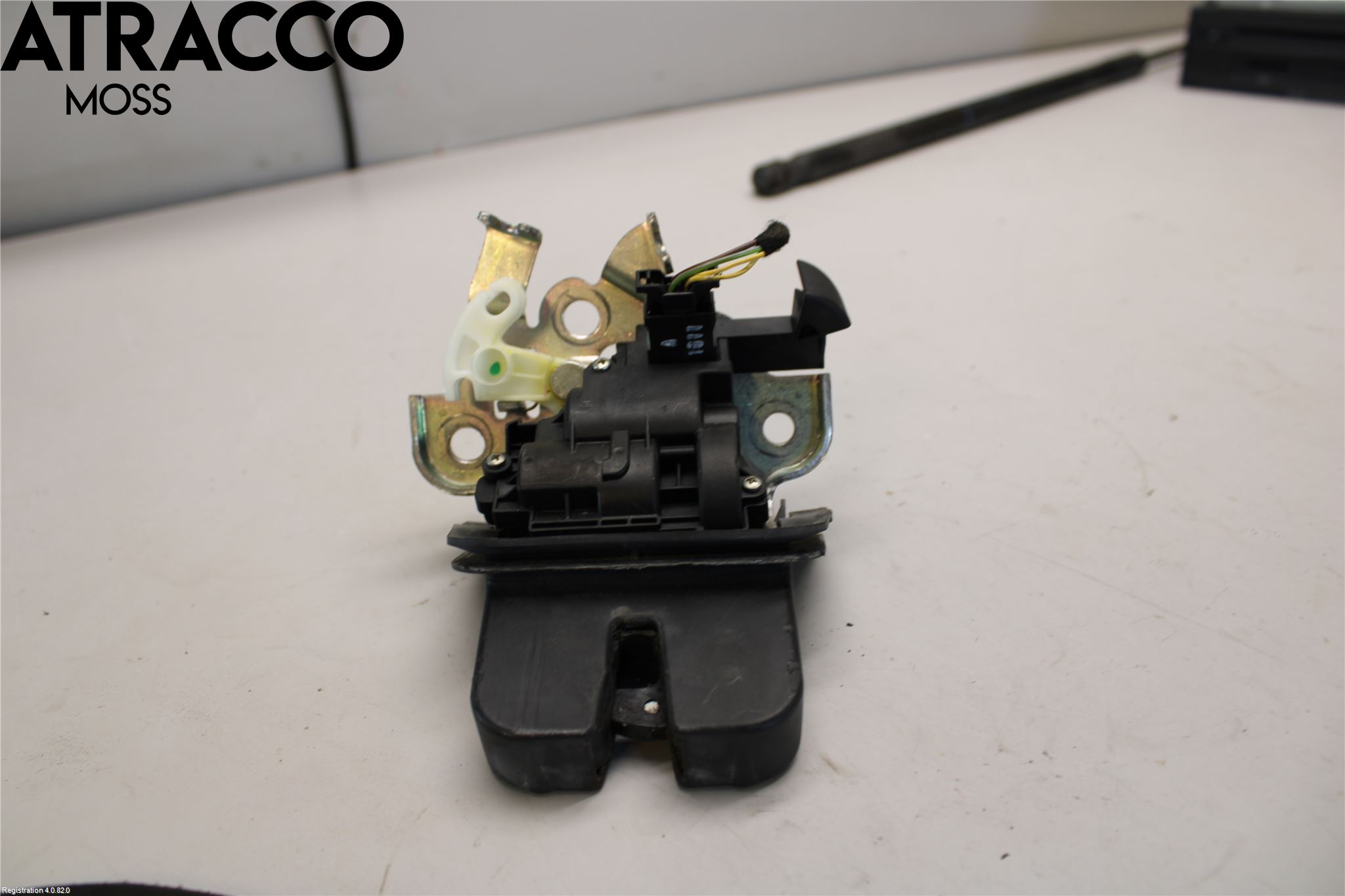 Audi A6/S6     05-11 Bakluke-Lokk Låsekasse