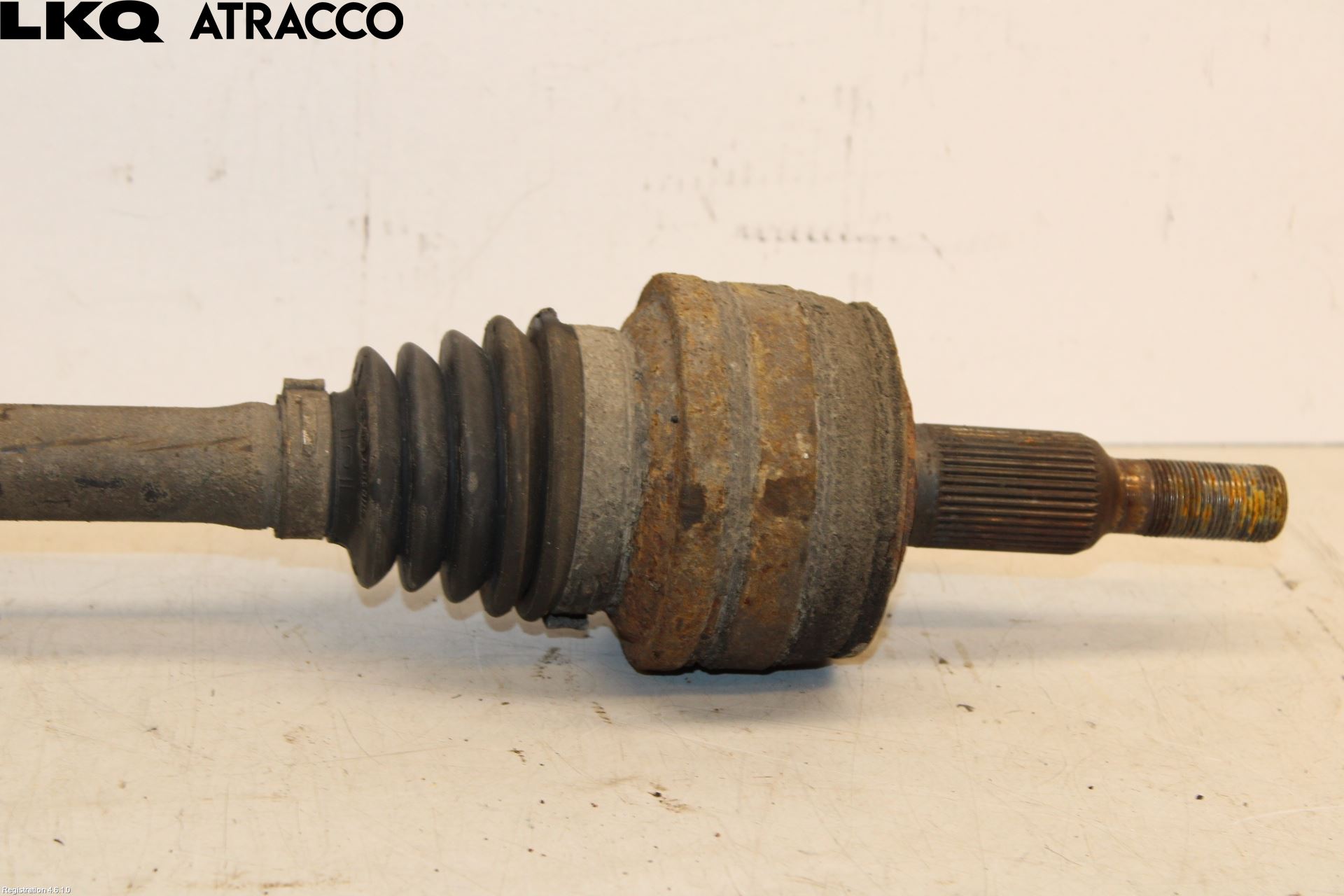 Volkswagen VW TRANSP/CARAVELLE (T5) 04-15 Drivaksel Bak Kompl Høyre