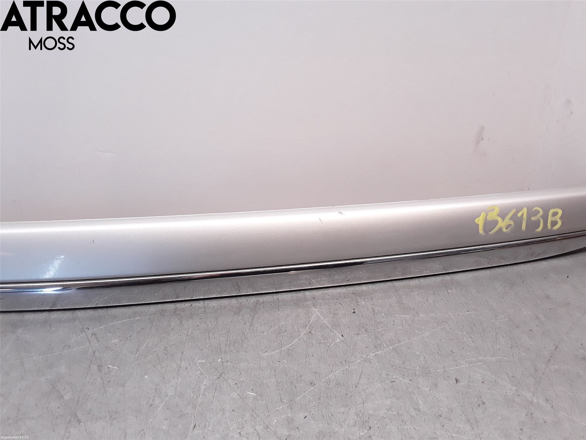 Toyota AURIS 10-12 Bakluke Handtak Ytre