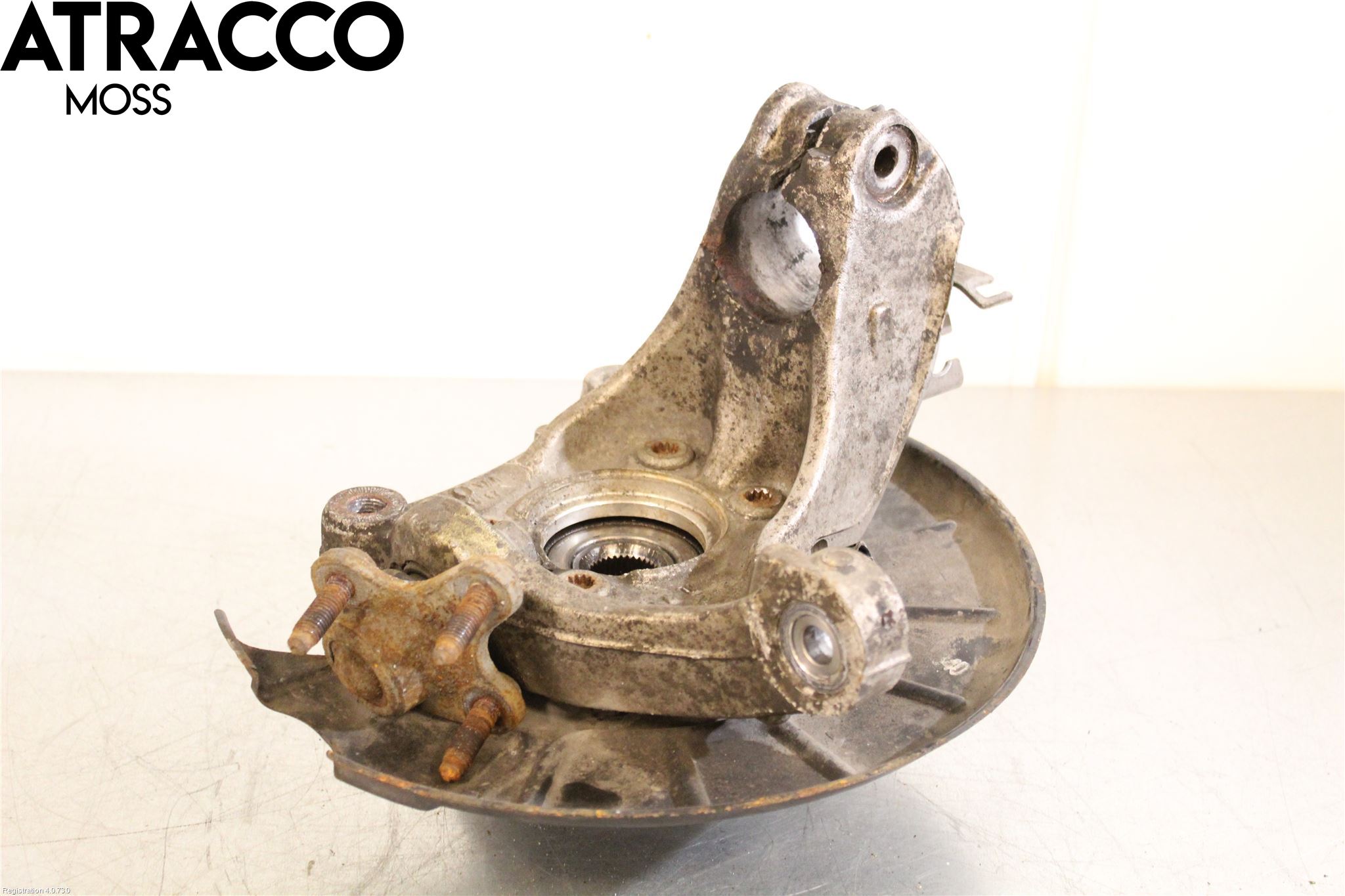 Volkswagen VW PASSAT 11-14 Spindel Hf