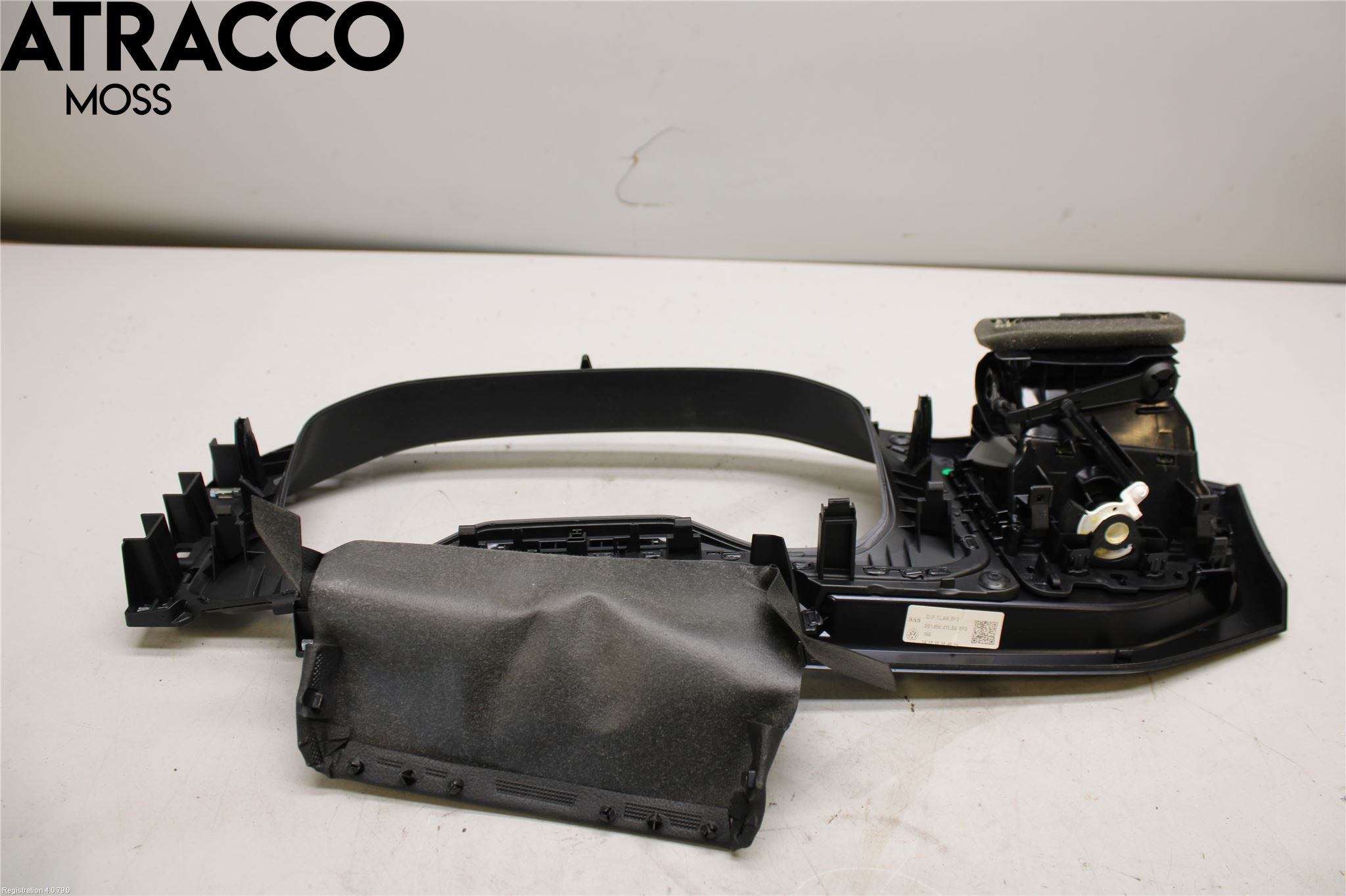 Volkswagen VW POLO VI 18->> Dashbord Kanal - Dyse