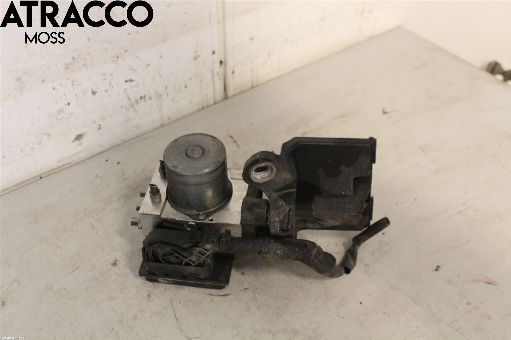 Mercedes-Benz MB E-KLASS (W212) 09-16 Abs Hydraulikkaggregat