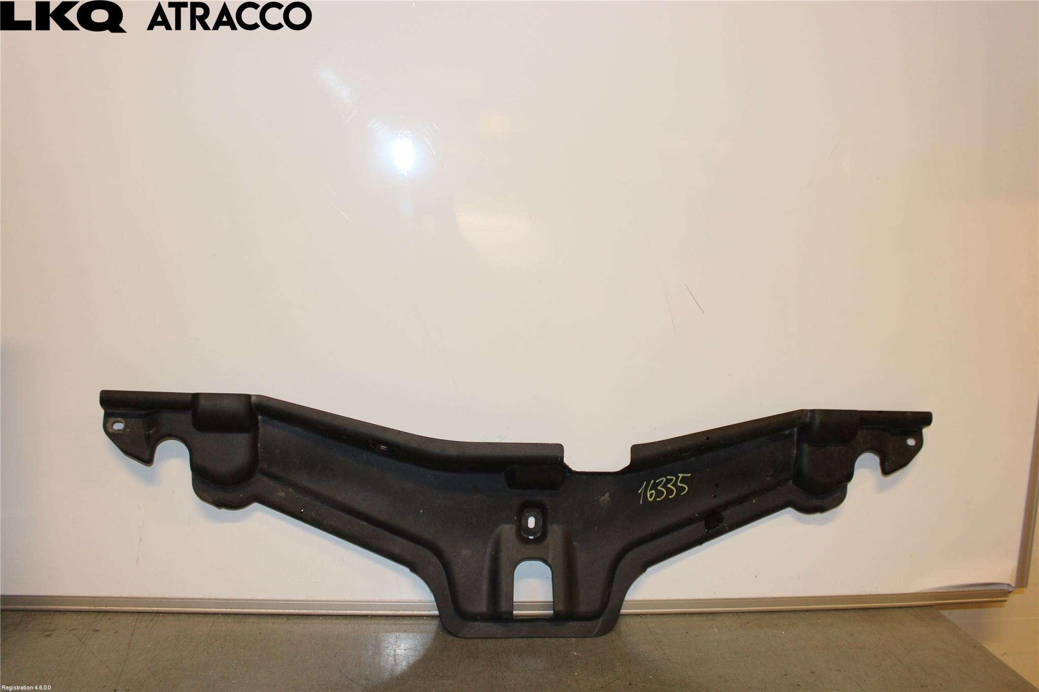 Toyota AURIS 13-19 Luftstyring Front
