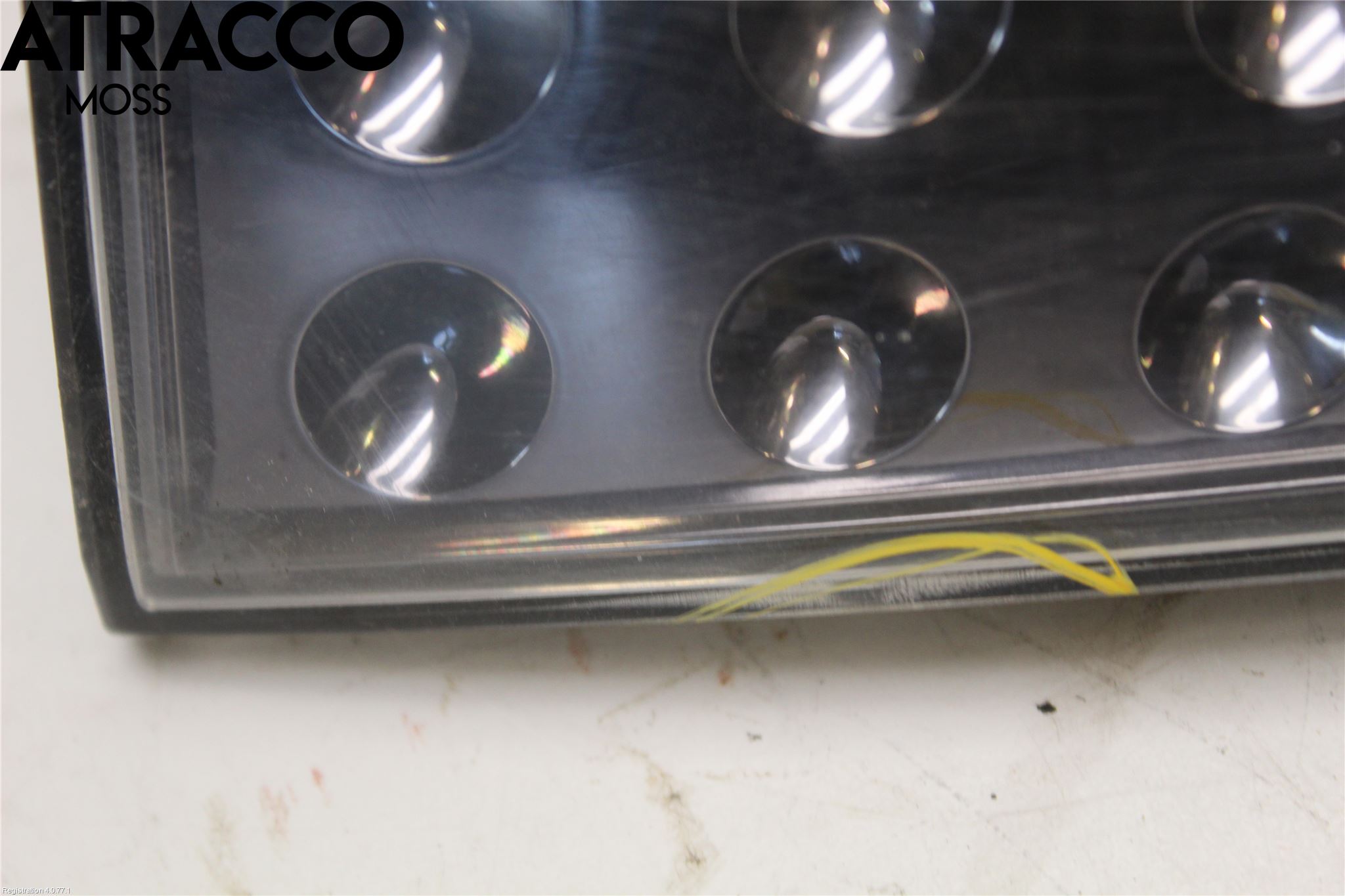 Mitsubishi OUTLANDER 07-12 Baklykt Høyre  På Luke(Indre)