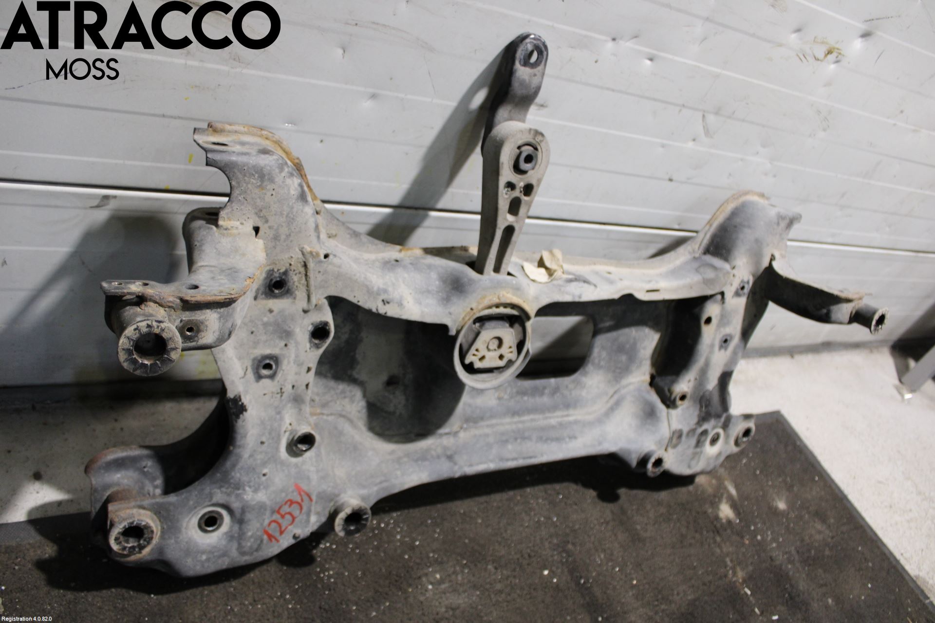 Skoda SUPERB 09-15 Gearkasse Bjelke - Travers