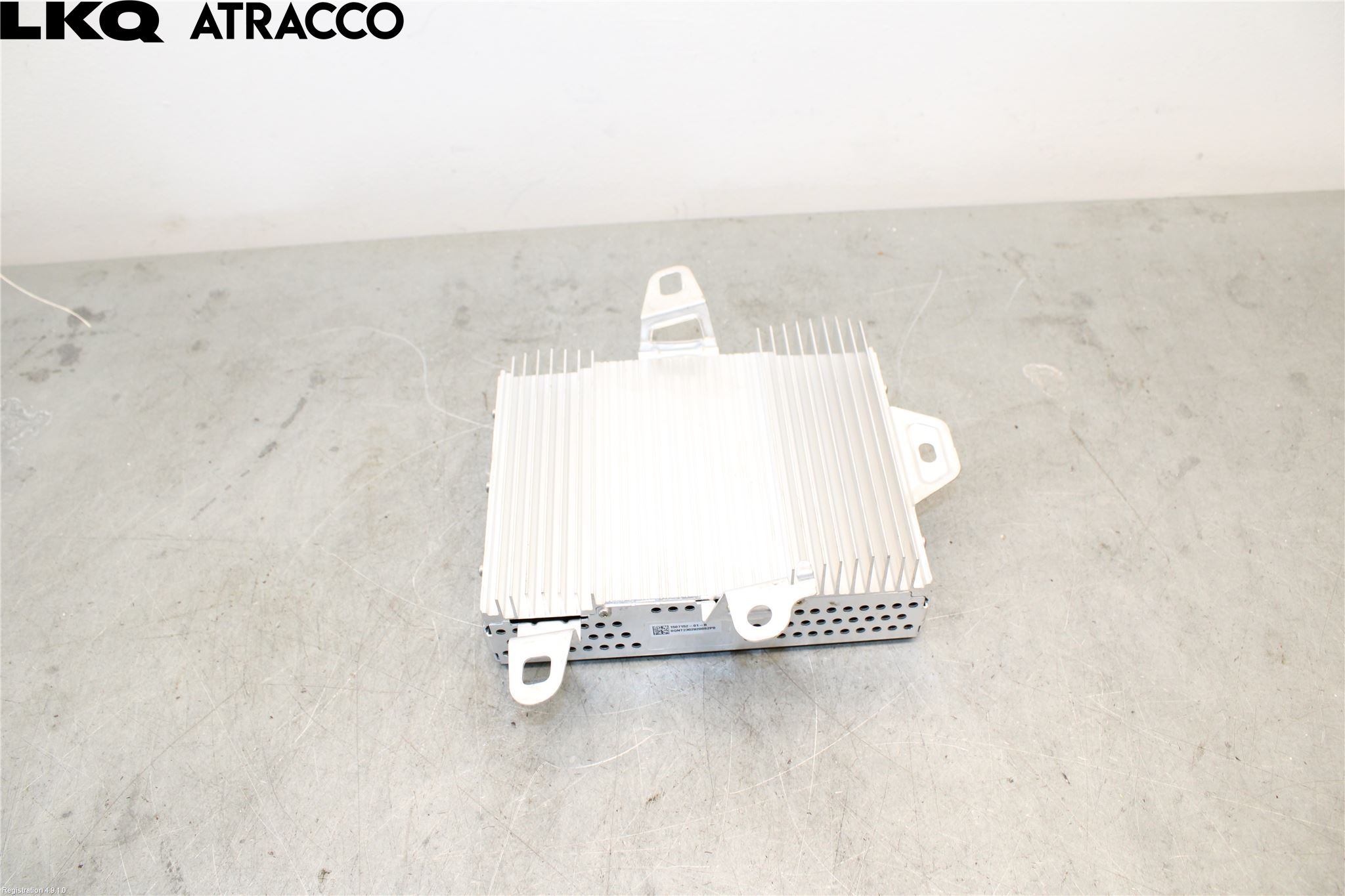 Tesla MODEL Y 21- Stereo Forsterker