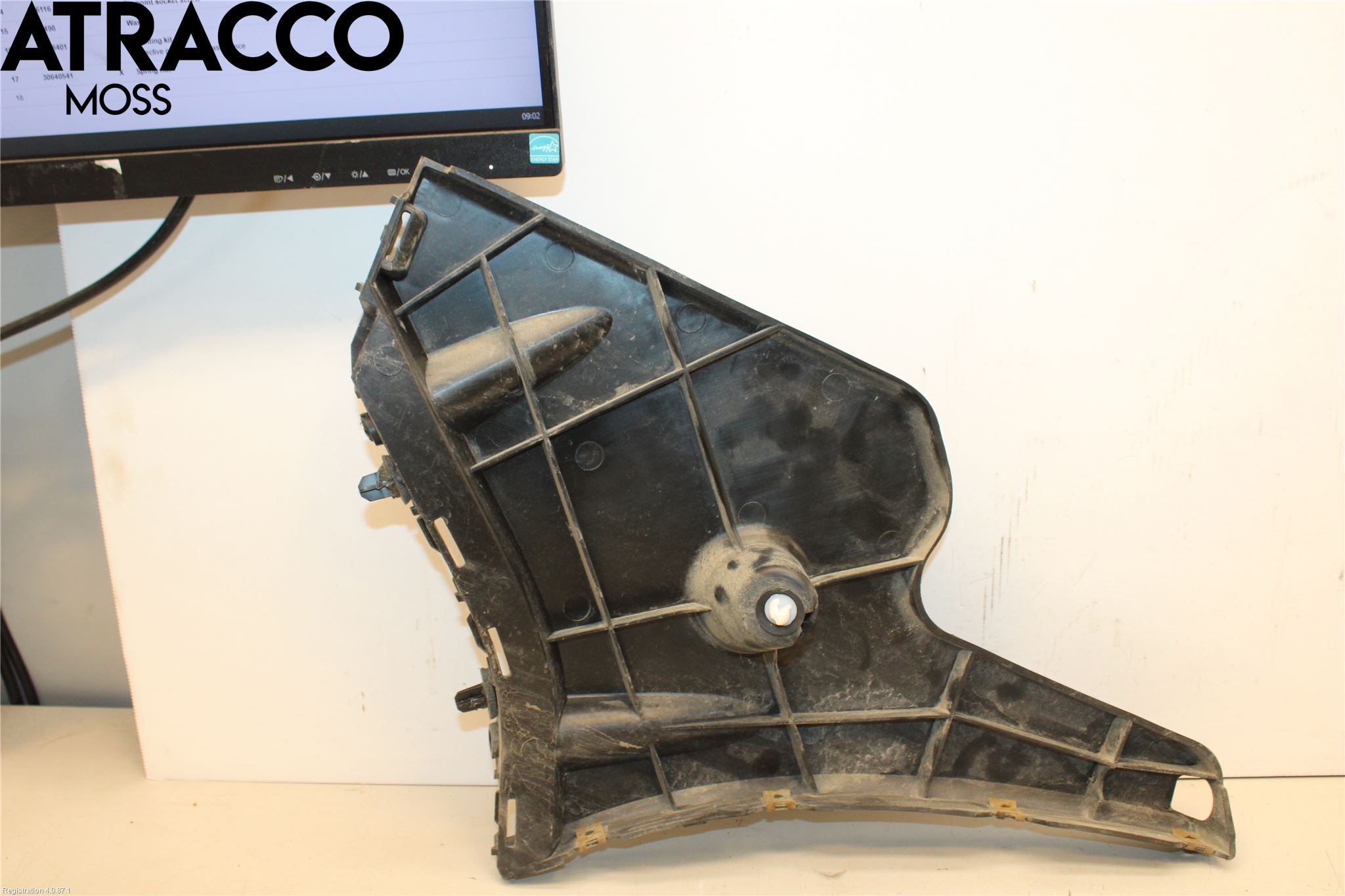 Volvo S60 11-13 Støtfanger Sidestykke-Mellomle