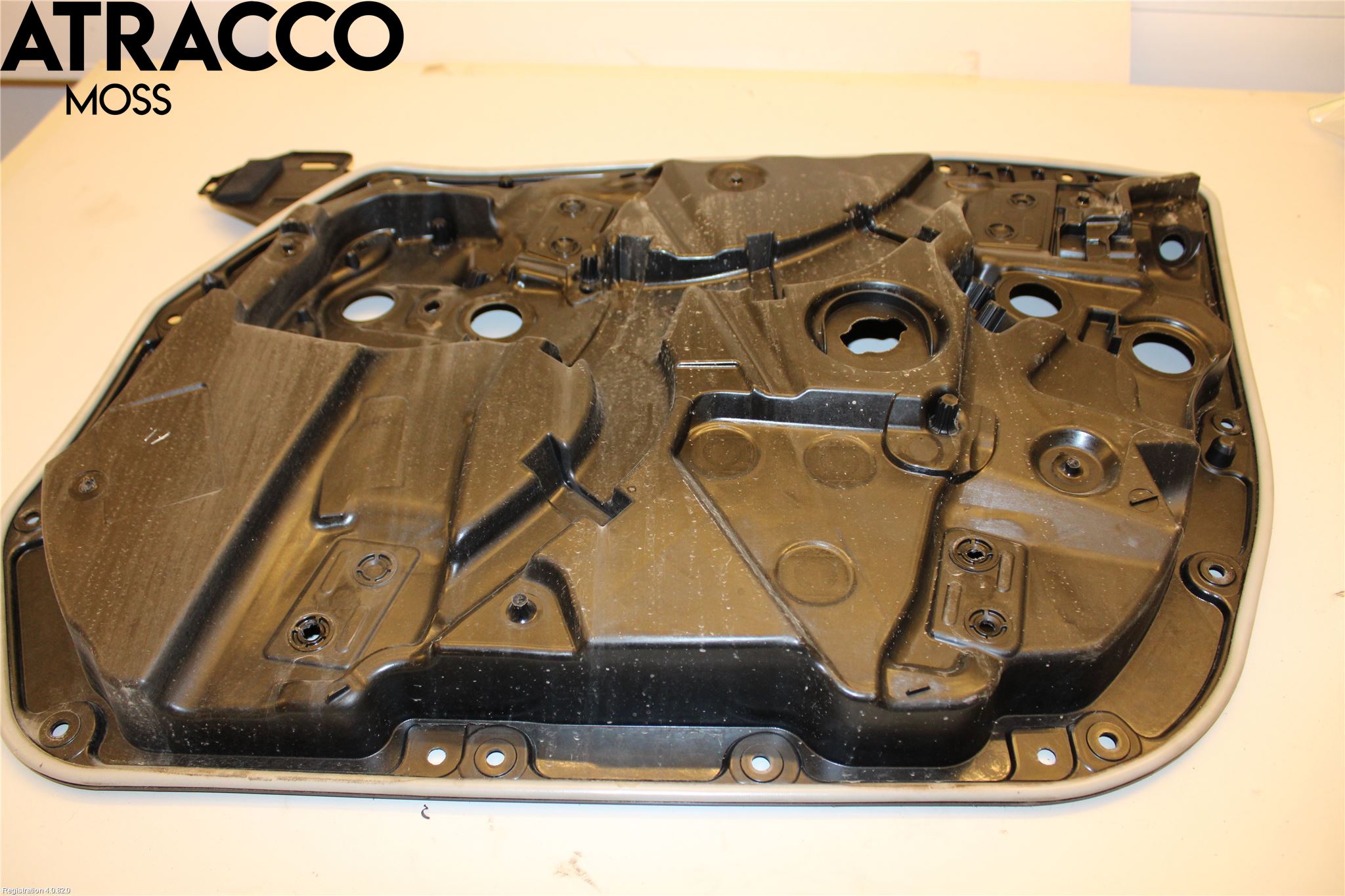 Mercedes-Benz MB C-KLASS (W205) 14-21 Vindusheis El Komp