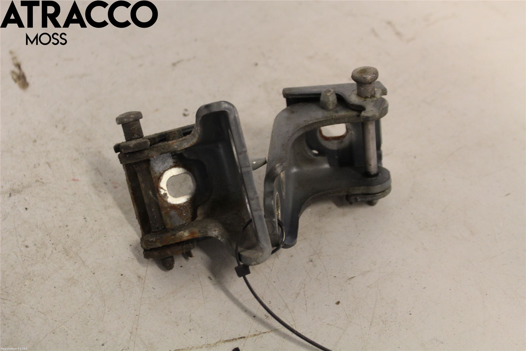 Peugeot 508 11-18 Dørhengsel