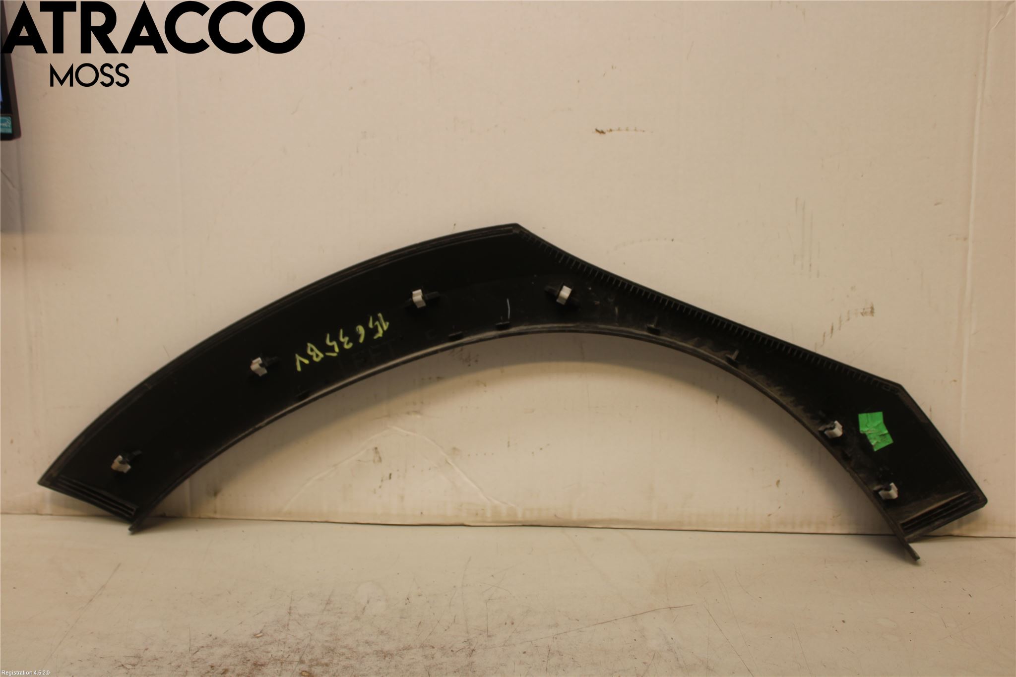 Peugeot 2008 13-20 Skjerm Bredder