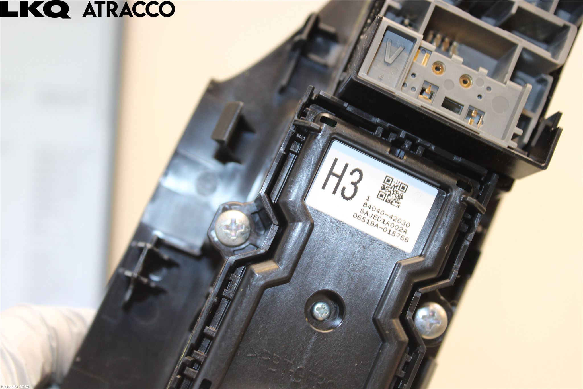 Toyota RAV4 19- Bryter Vindusheis