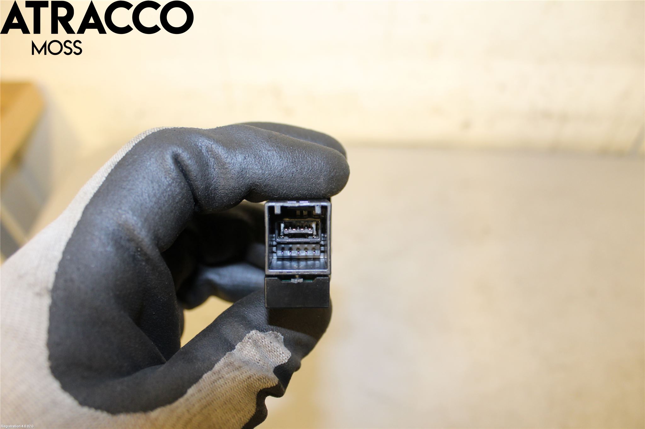 Toyota RAV4 13-18 Usb Connection