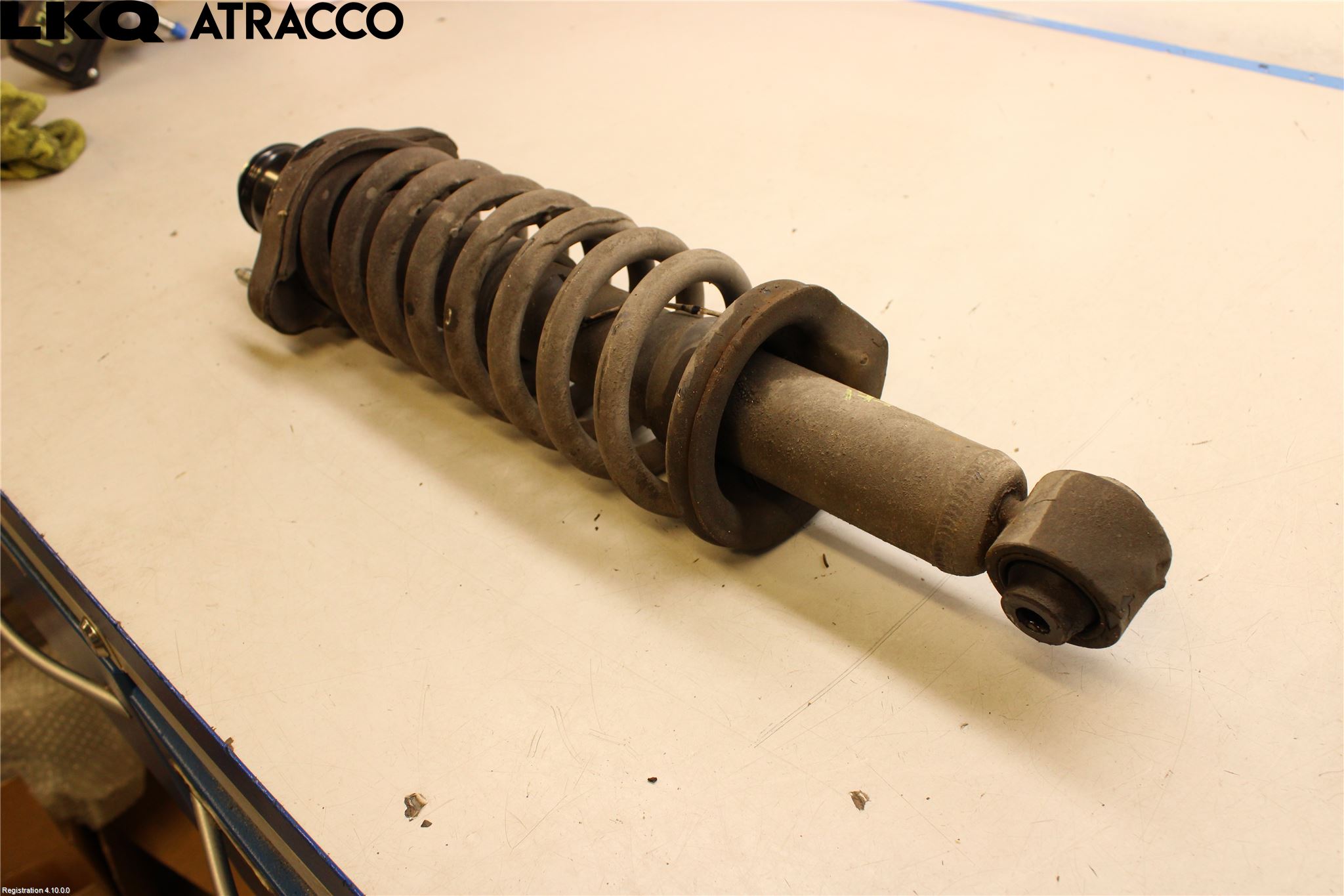 Mitsubishi OUTLANDER 13-21 Støtdemper Bak