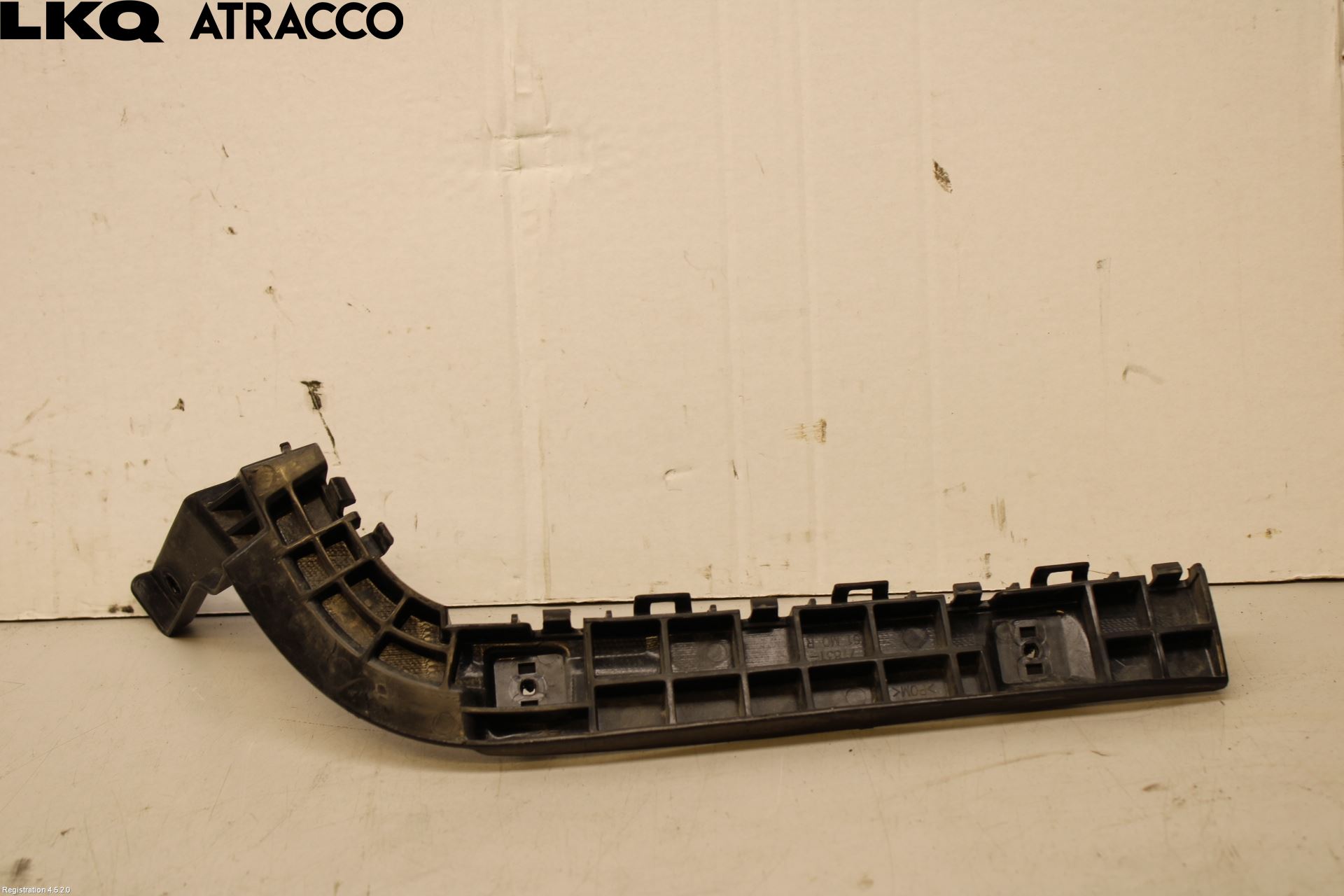 Suzuki SX4 S-CROSS 14-21 Støtfangerfeste Bak Høyre