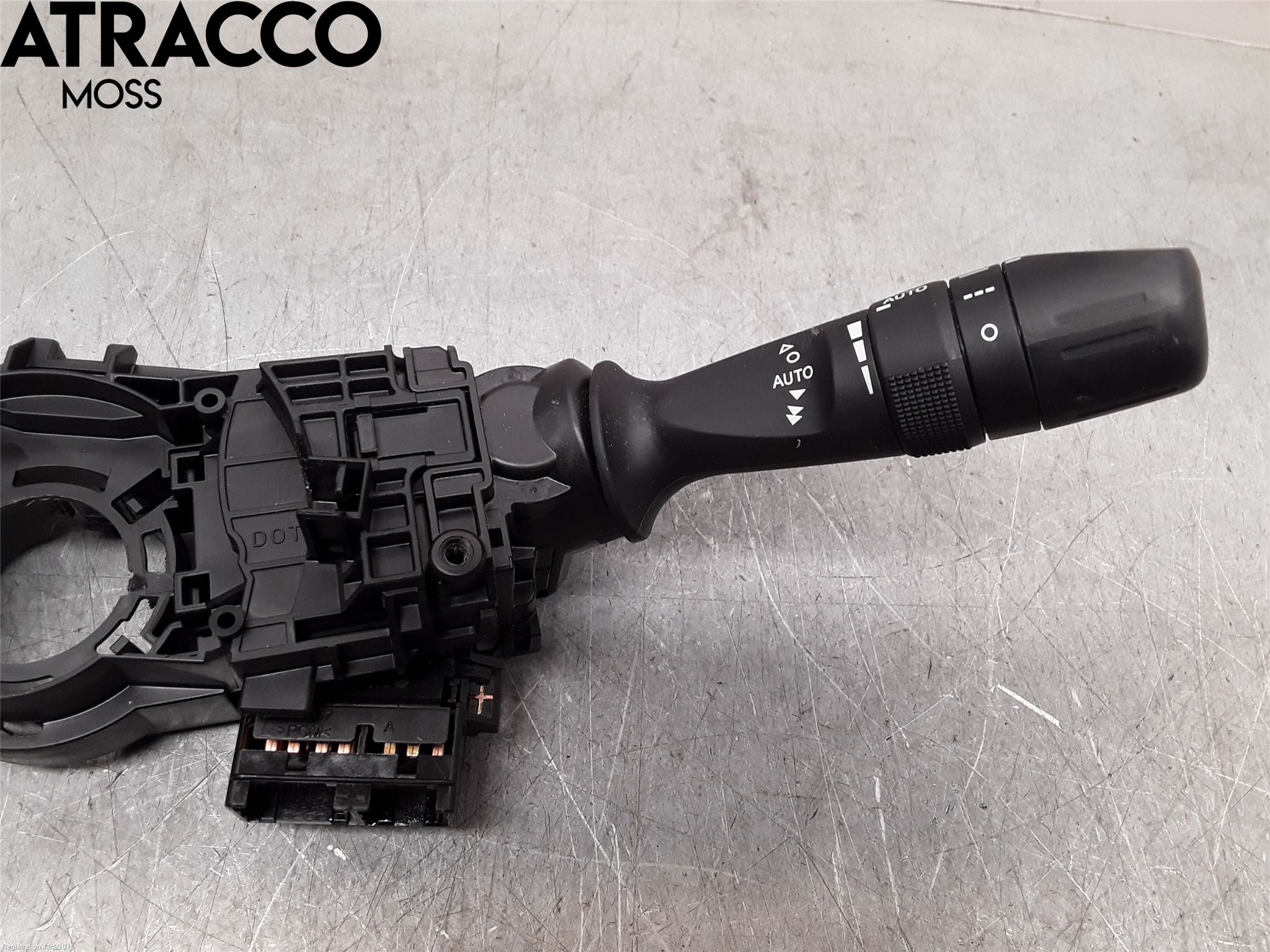 Toyota C-HR 16-23 Bryter Ratt Kombi H Og V