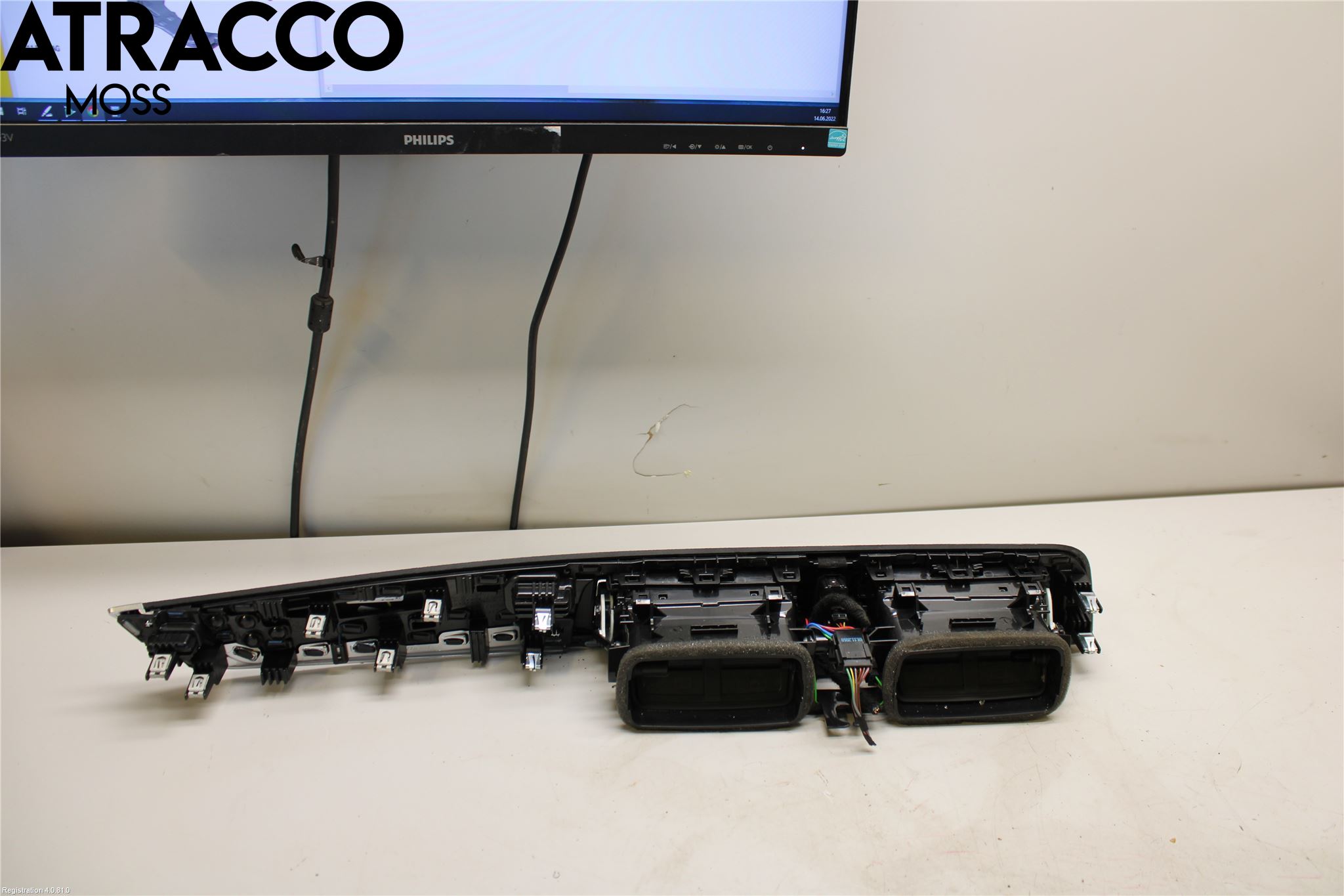 BMW 2 F22/F23/F87 Coupé/Cab 13-21 Dashbord Kanal - Dyse