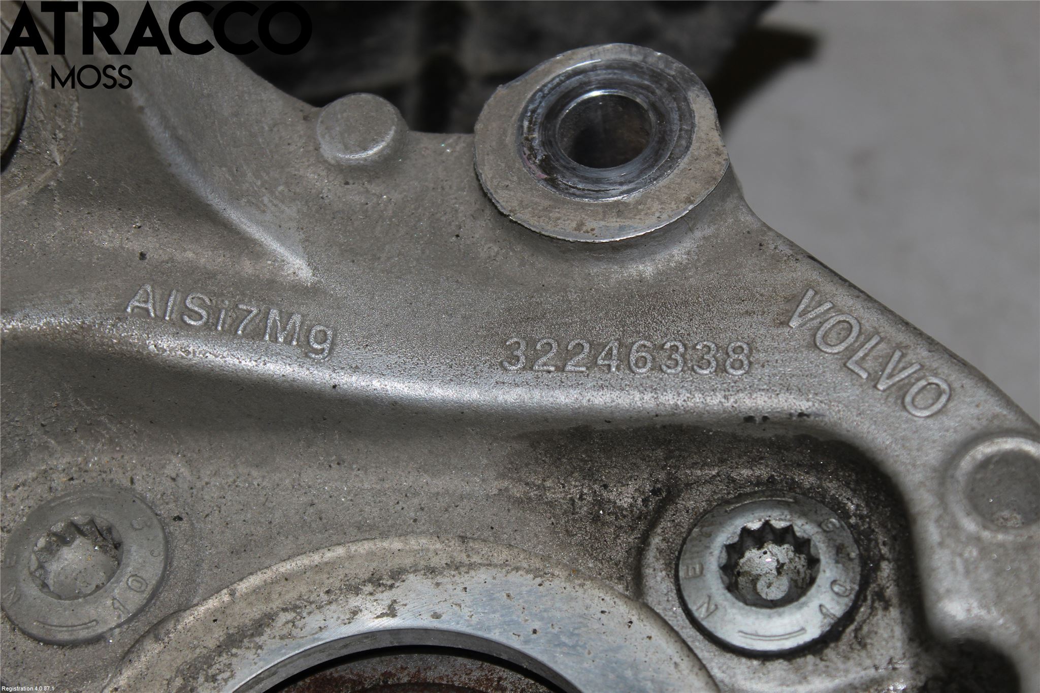 Volvo XC40/RECHARGE 18- Spindel Vb