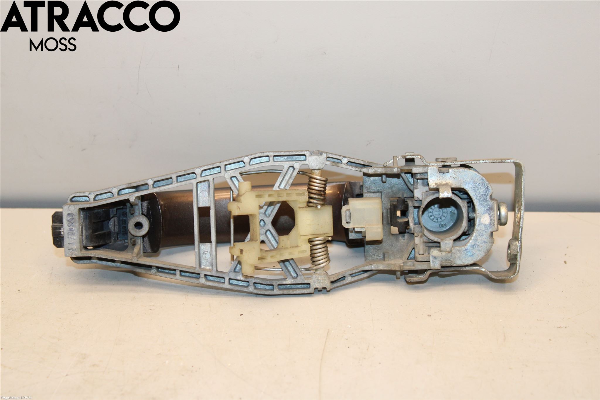 Volkswagen VW TOURAN 10-15 Dørhandtak Ytre Høyre