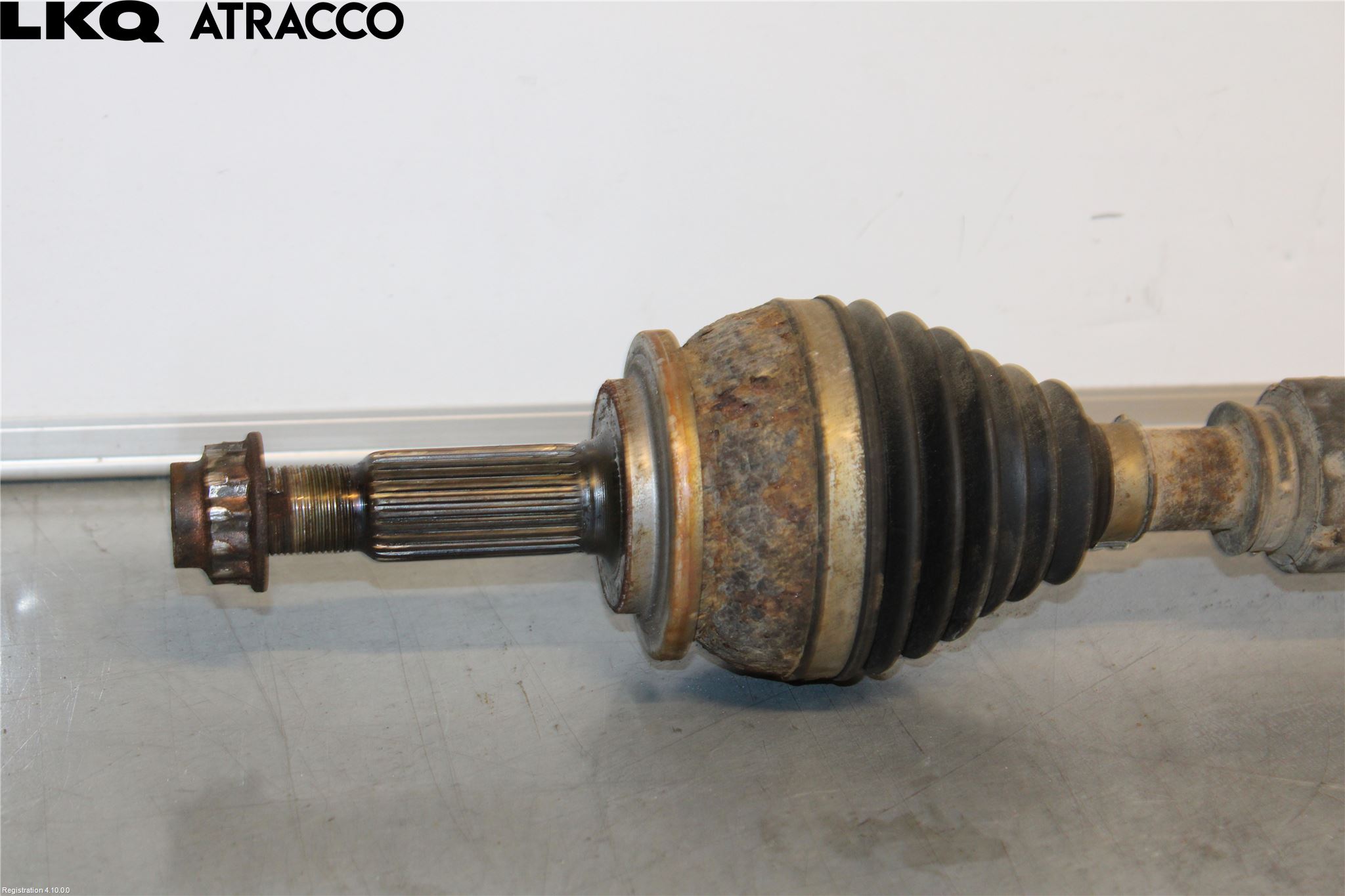 Toyota PRIUS (ZVW50) 16-21 Drivaksel Foran Kompl Venstre