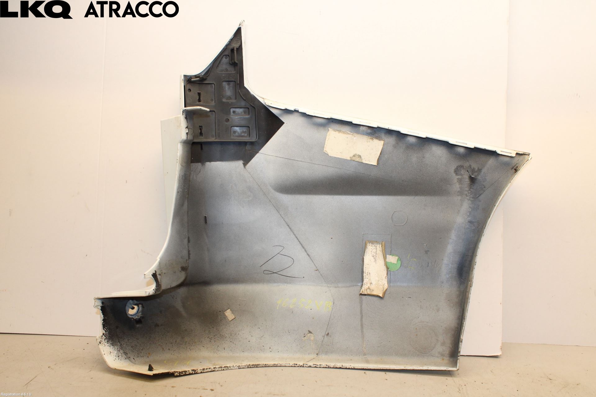 Ford TRANSIT/TOURNEO CUSTOM 13-24 Støtfanger Bak Hjørne Venstre