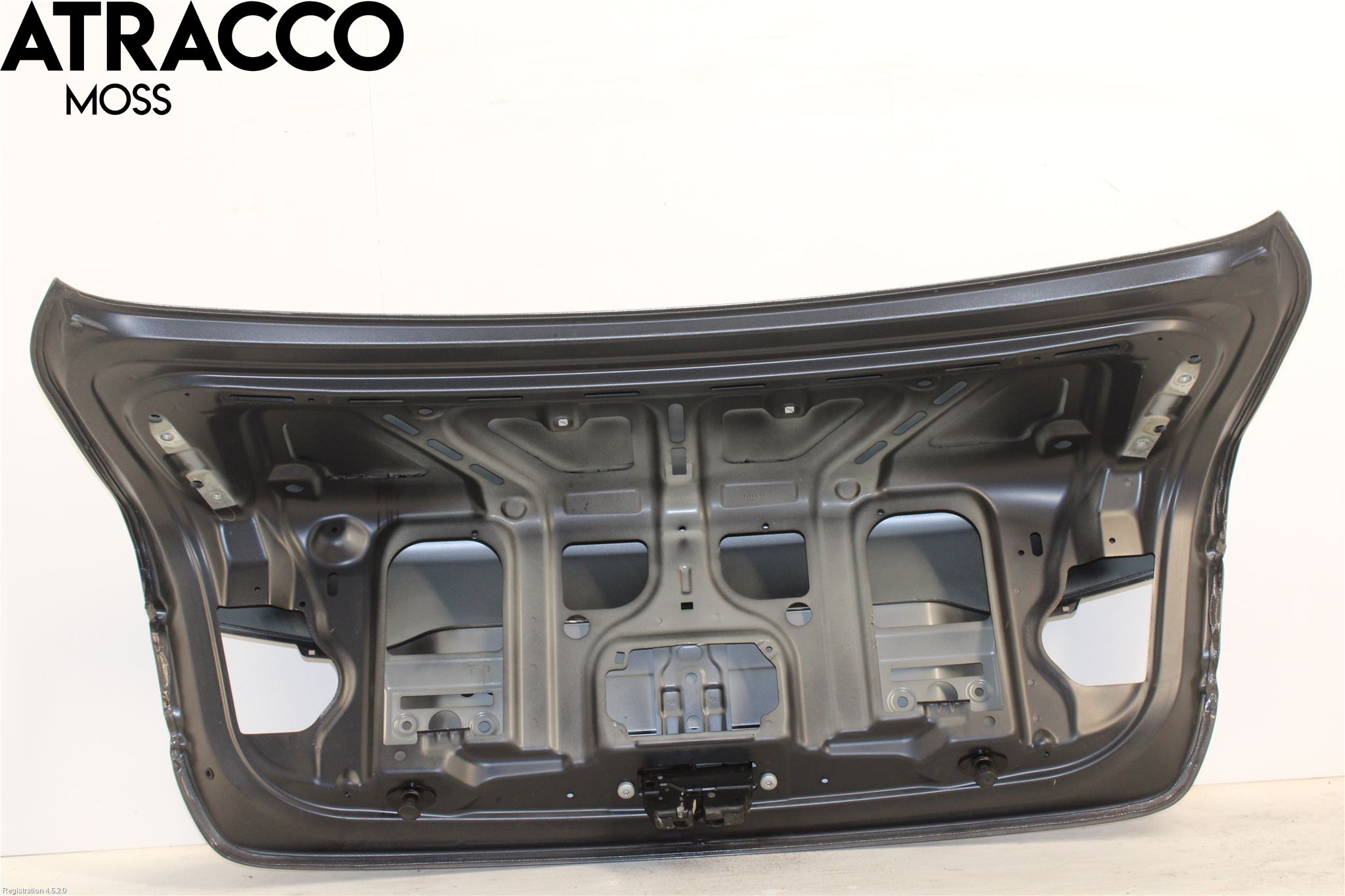 BMW 3 F30/F31/F80 12-19 Bakluke Koffertlokk