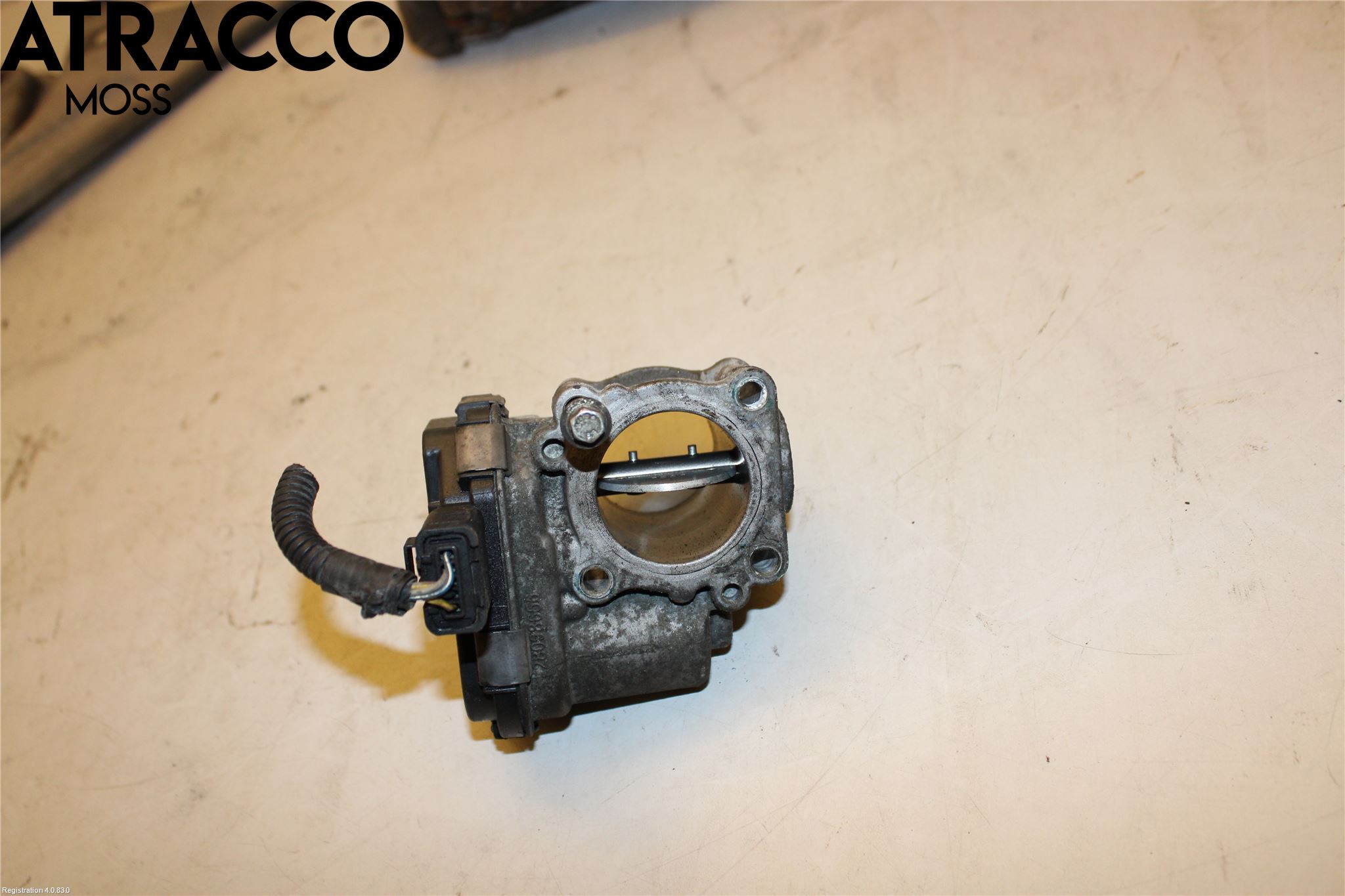 Volvo V40 12-19 Inns Spjeldhus