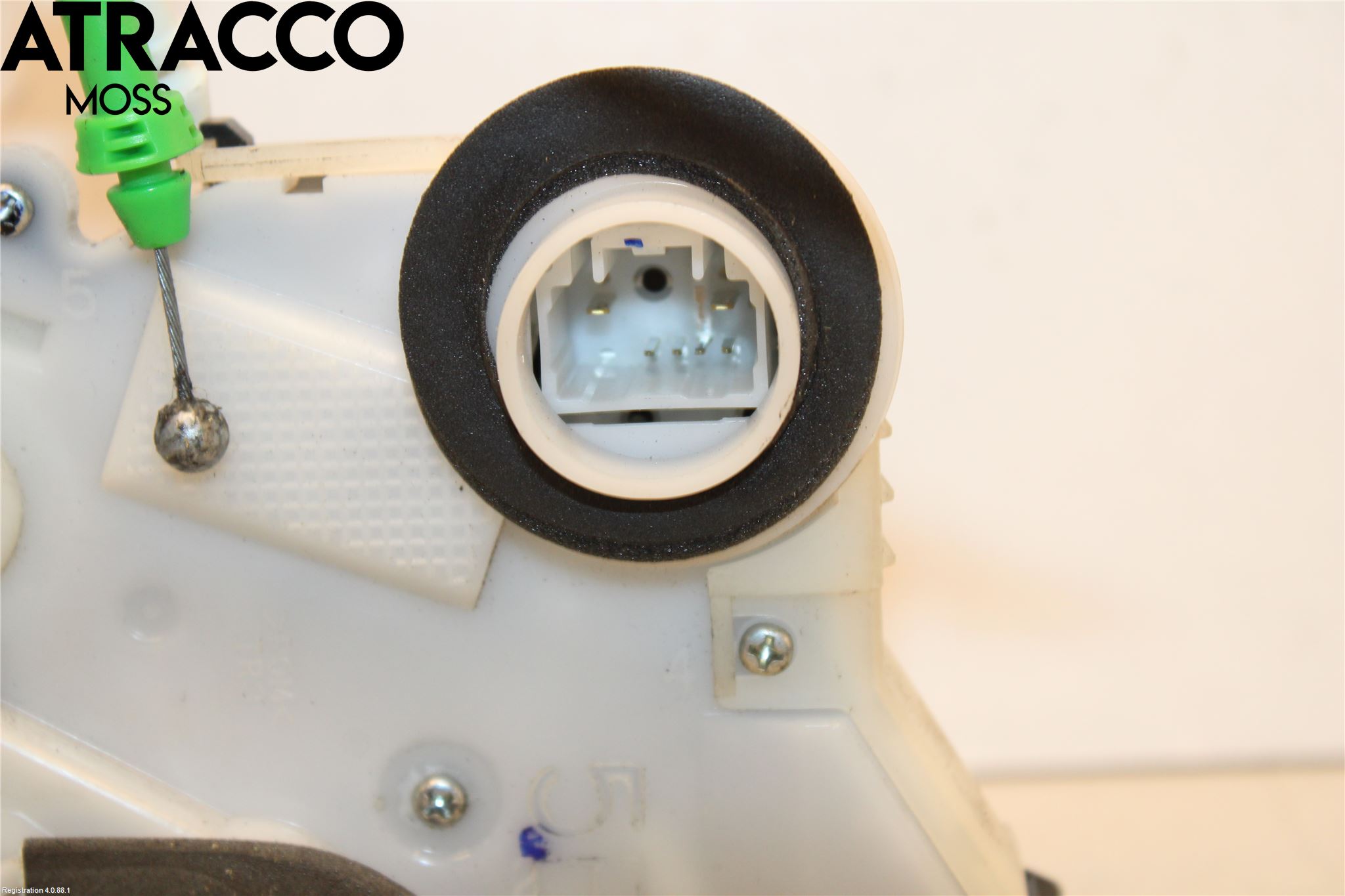 Toyota YARIS XP130 12-14 Dørlås - Låsekasse