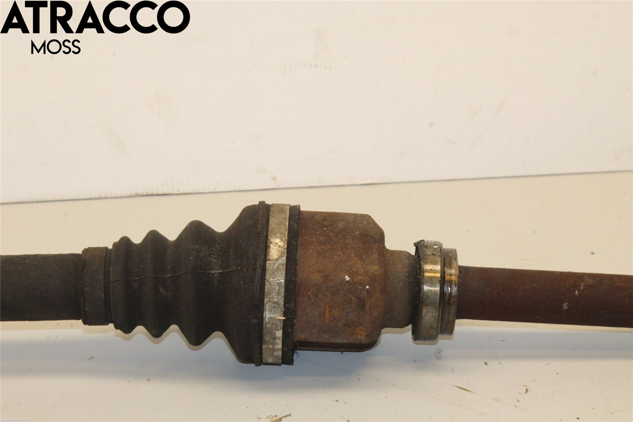 Peugeot 308 08-13 Drivaksel Foran Kompl Høyre