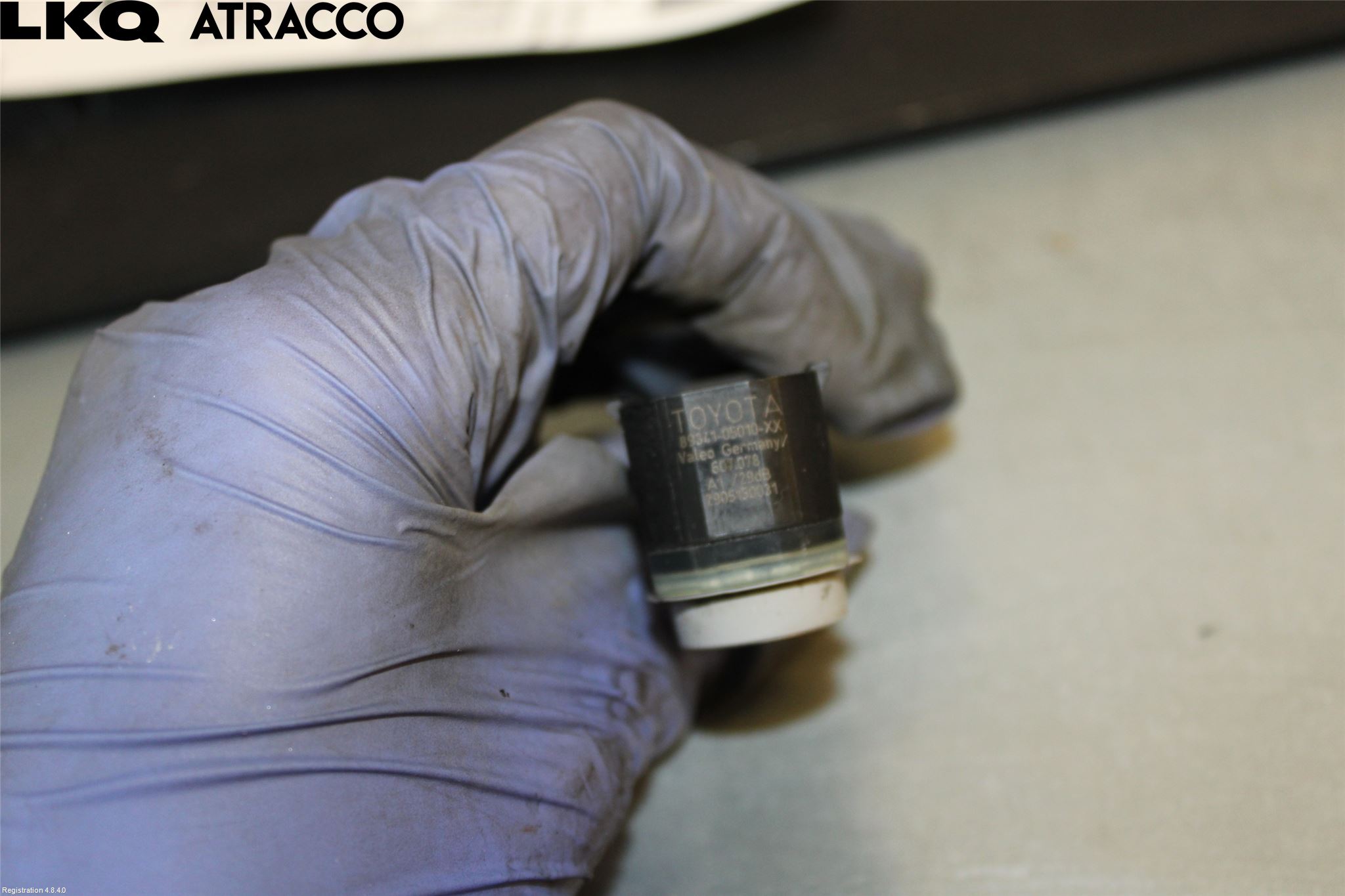 Toyota AURIS 13-19 Sensor Parkering Front