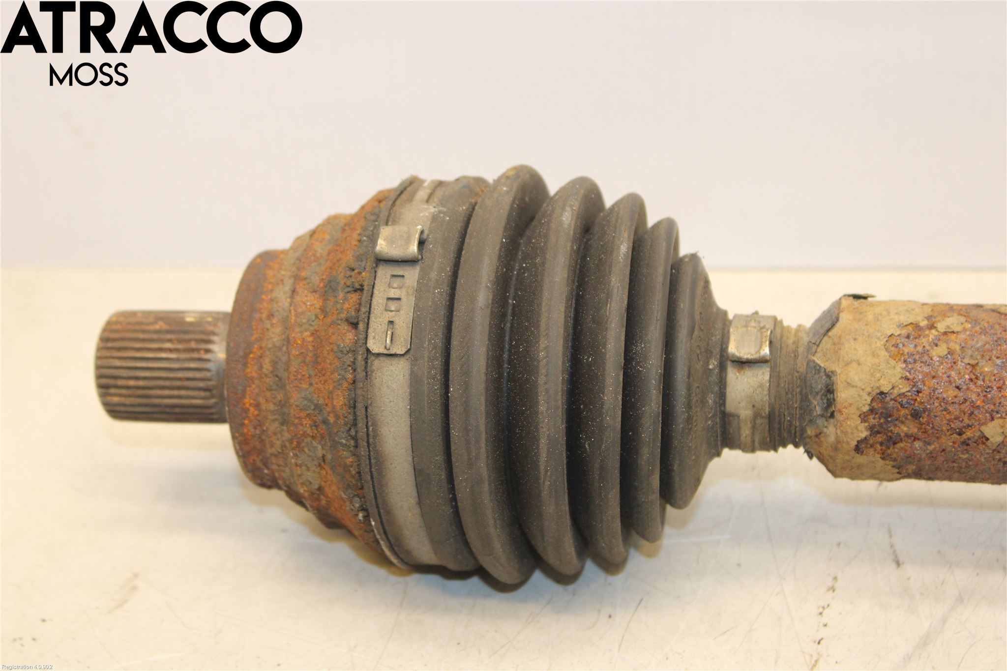 Audi A3/S3 05-13 Drivaksel Foran Kompl Høyre