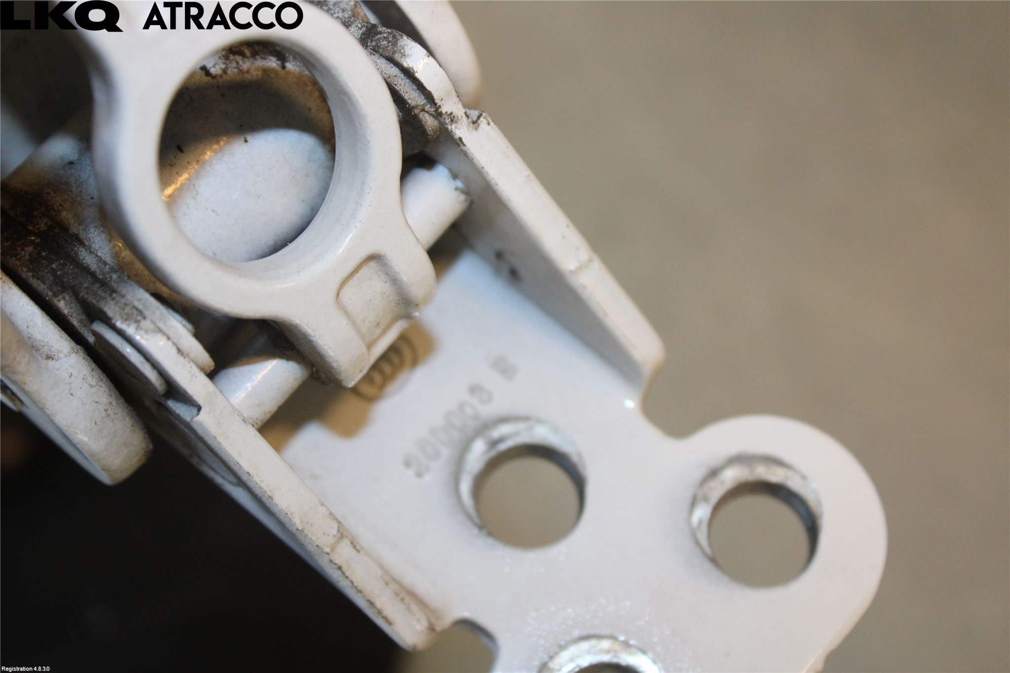 Maxus E-DELIVER9 22- Dørhengsel