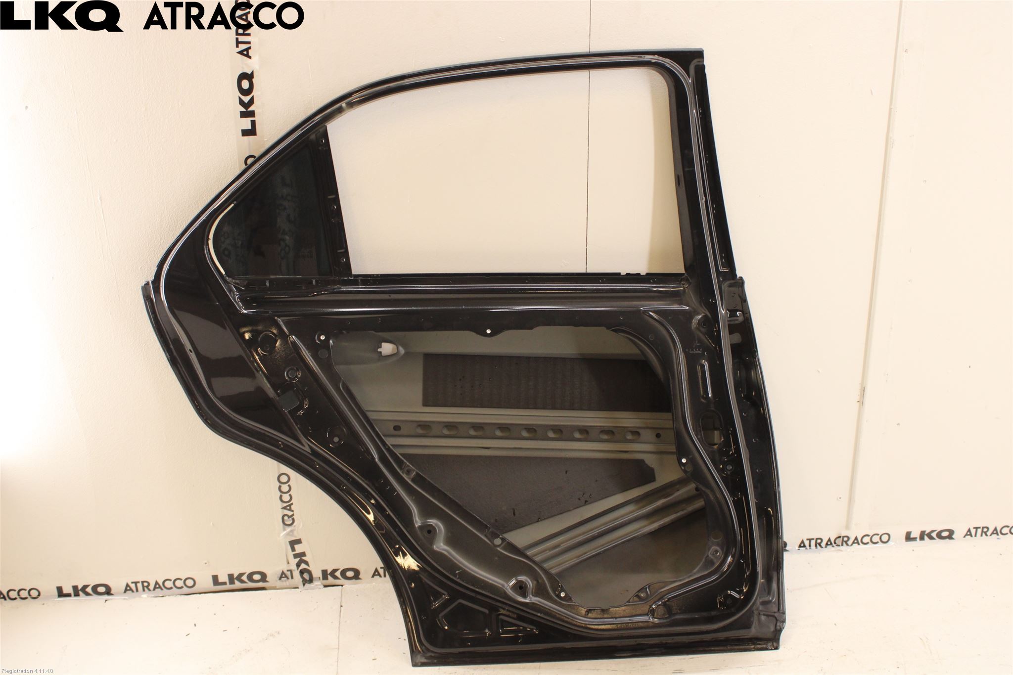 Mercedes-Benz MB E-KLASS (W212) 09-16 Dør 4D Bak Venstre