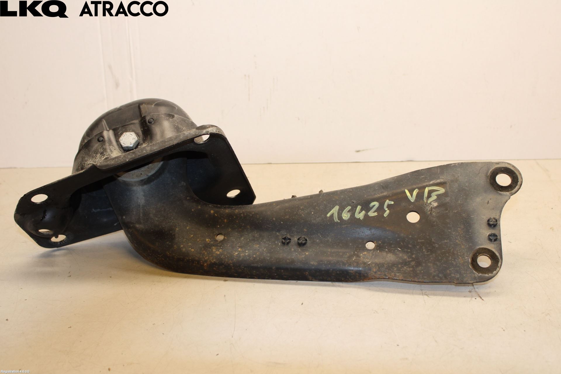 Volkswagen VW PASSAT 15-19 Bærearm Bak Venstre