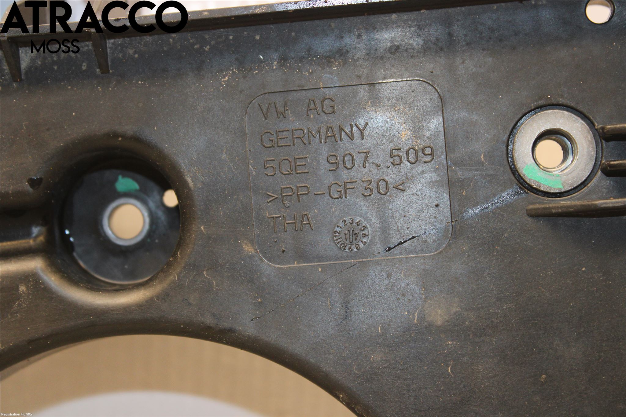 Volkswagen VW GOLF / E-GOLF VII 13-20 Batterikasse - Feste - Holder