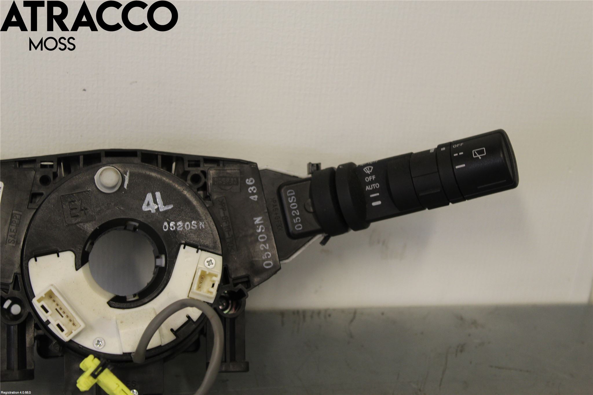 Nissan QASHQAI+2  08-10 Bryter Ratt Visker - Spyler