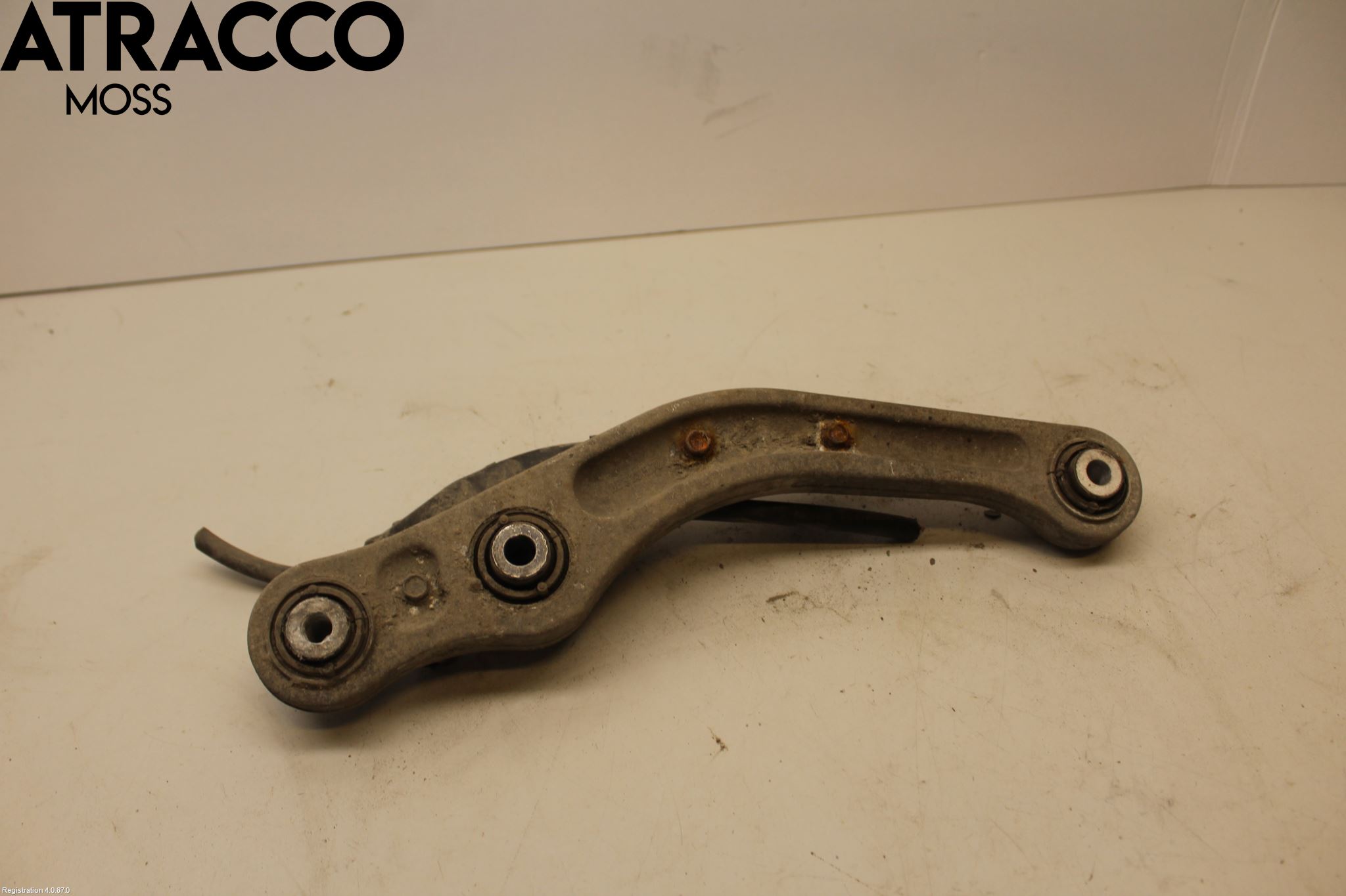 Audi A8/S8 4E  02-09 Bærearm Bak Høyre