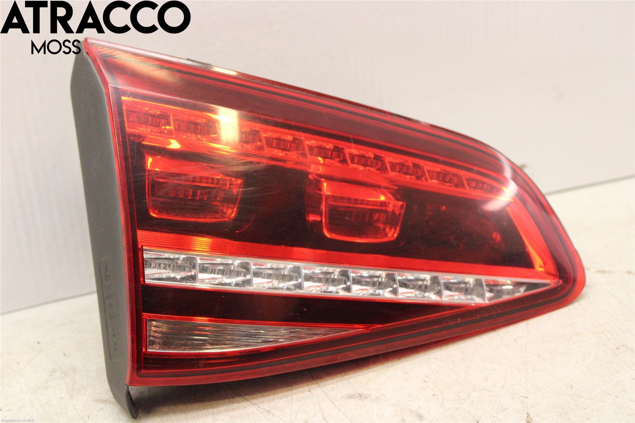 Volkswagen VW GOLF / E-GOLF VII 13-20 Baklykt Venstre  På Luke(Indre