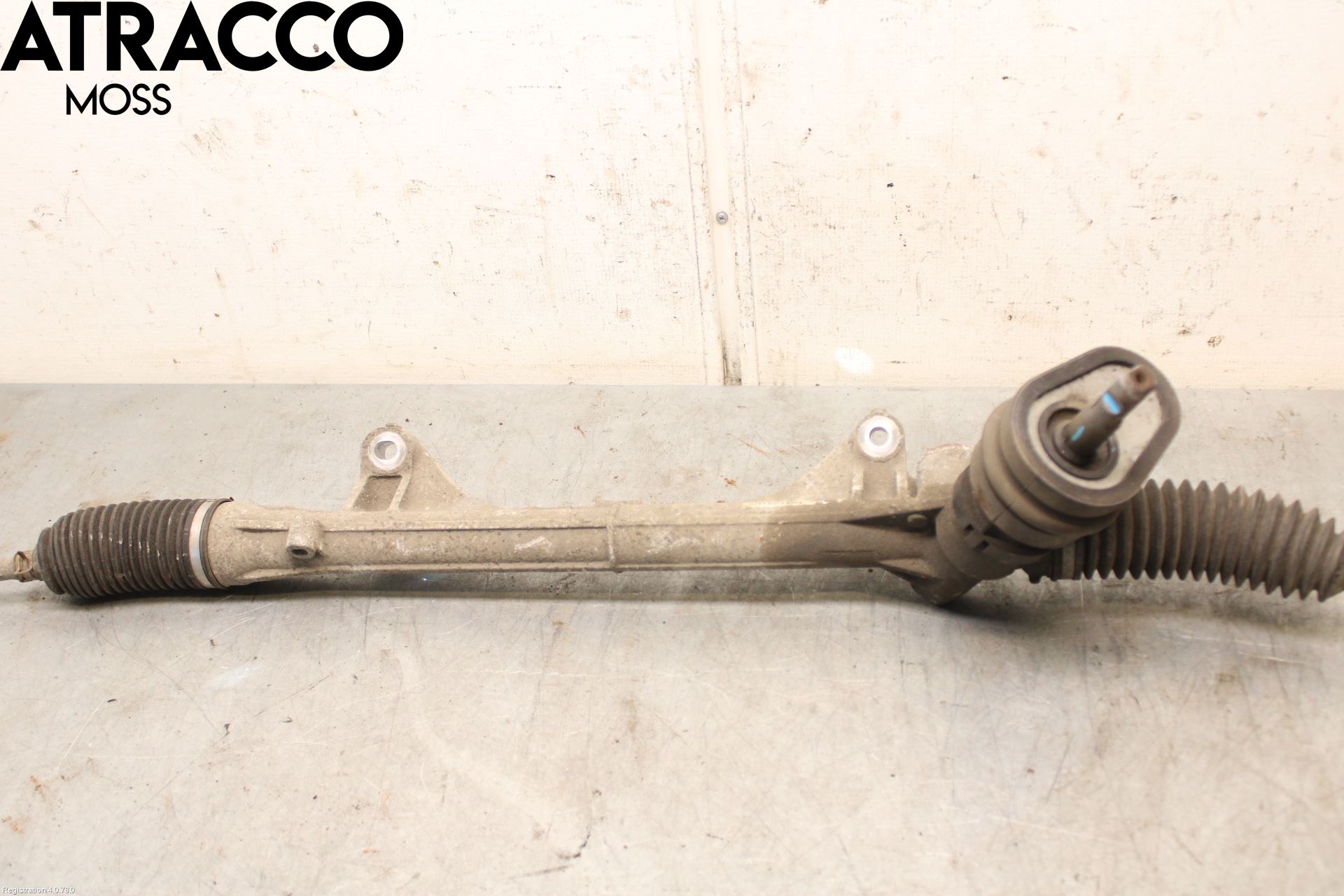 Nissan LEAF 11-17 Servo Snekke - Tannstang