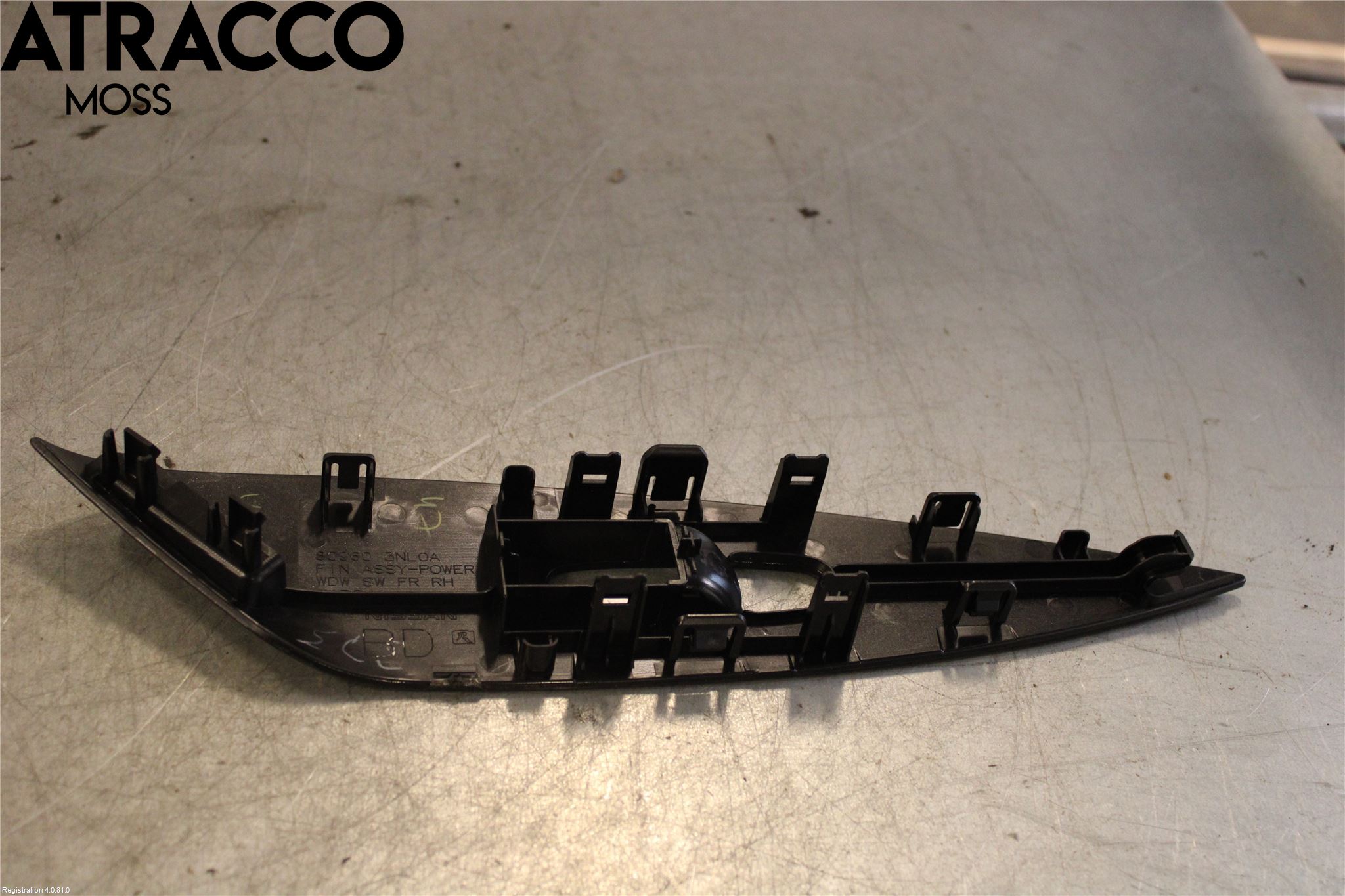 Nissan LEAF 11-17 Bryter Vindusheis