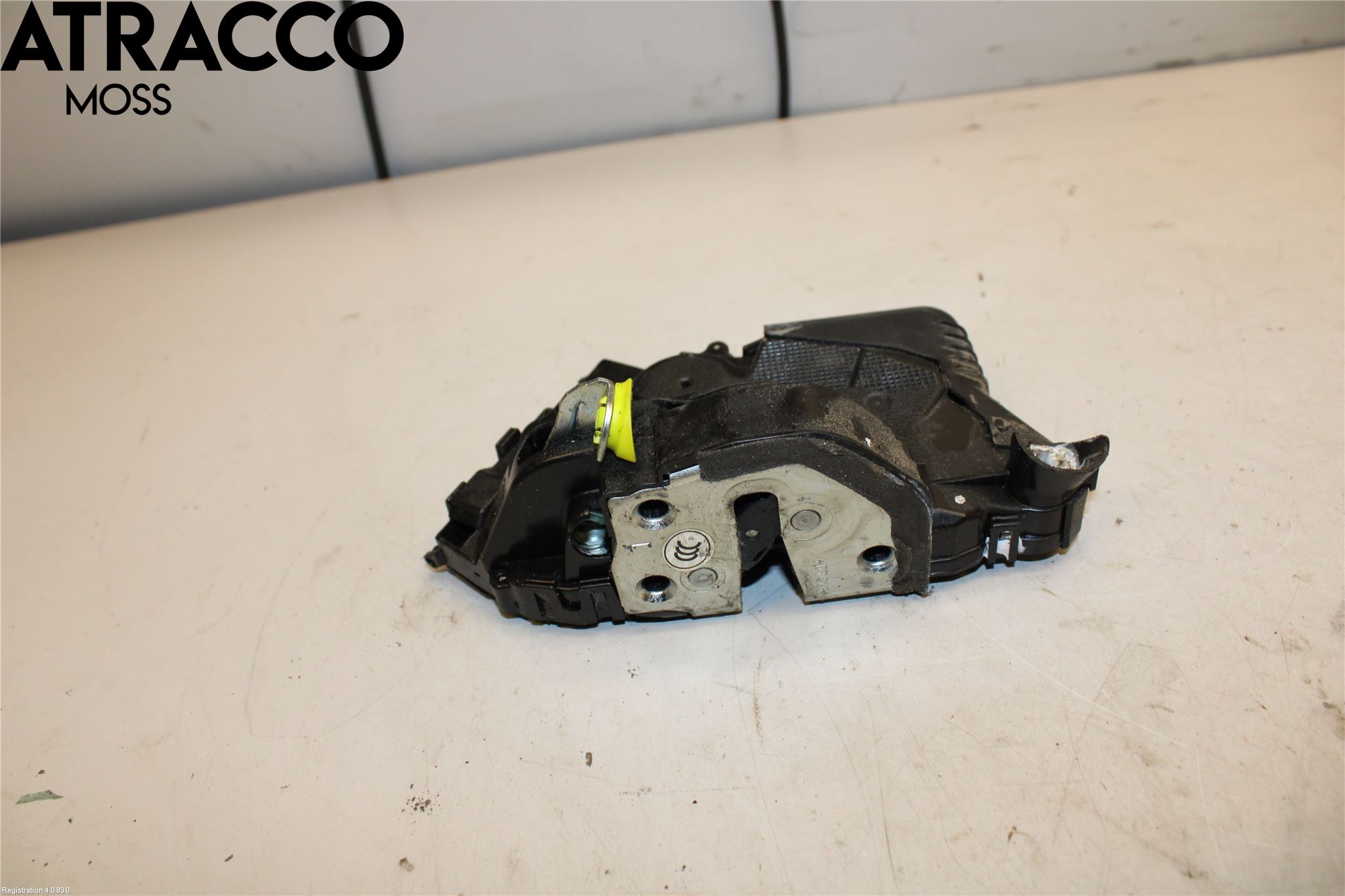 Toyota PRIUS NWH20 04-08 Dørlås - Låsekasse