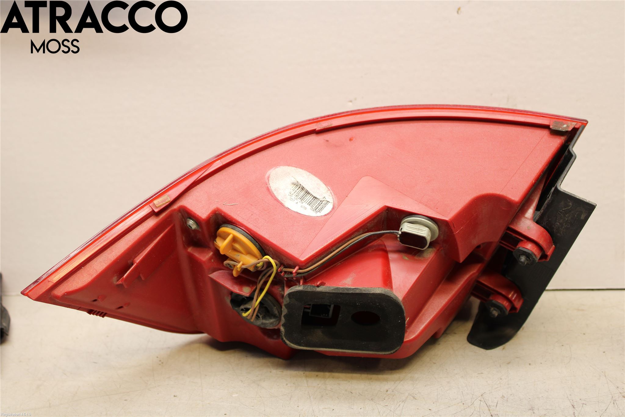 Volkswagen VW PASSAT 11-14 Baklykt Venstre