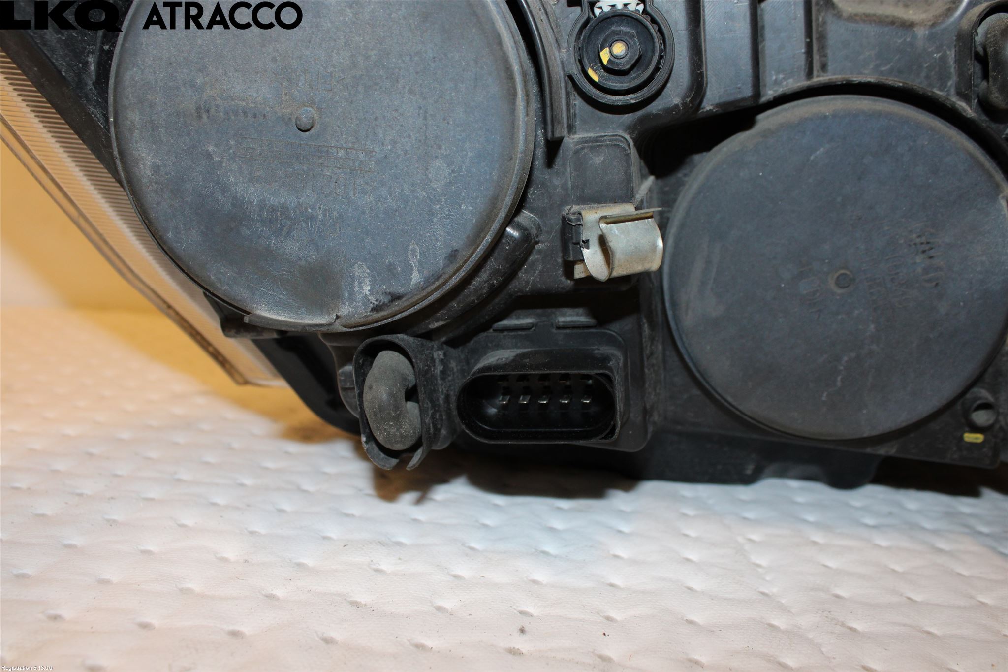Ford TRANSIT SKÅP/BUSS 14-22 Frontlykt Venstre
