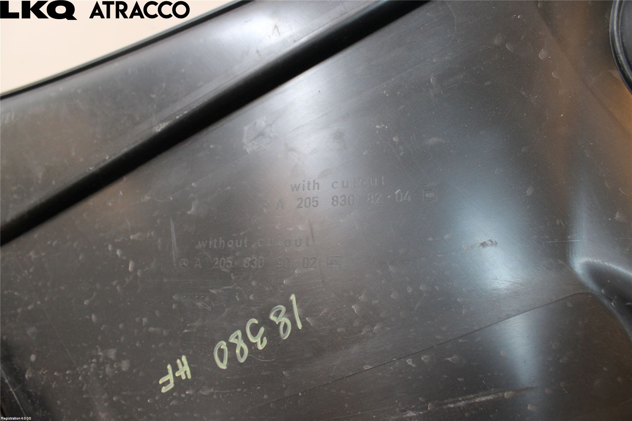 Mercedes-Benz MB C-KLASS (W205) 14-21 Visker Deksel-Grill-Under Frr