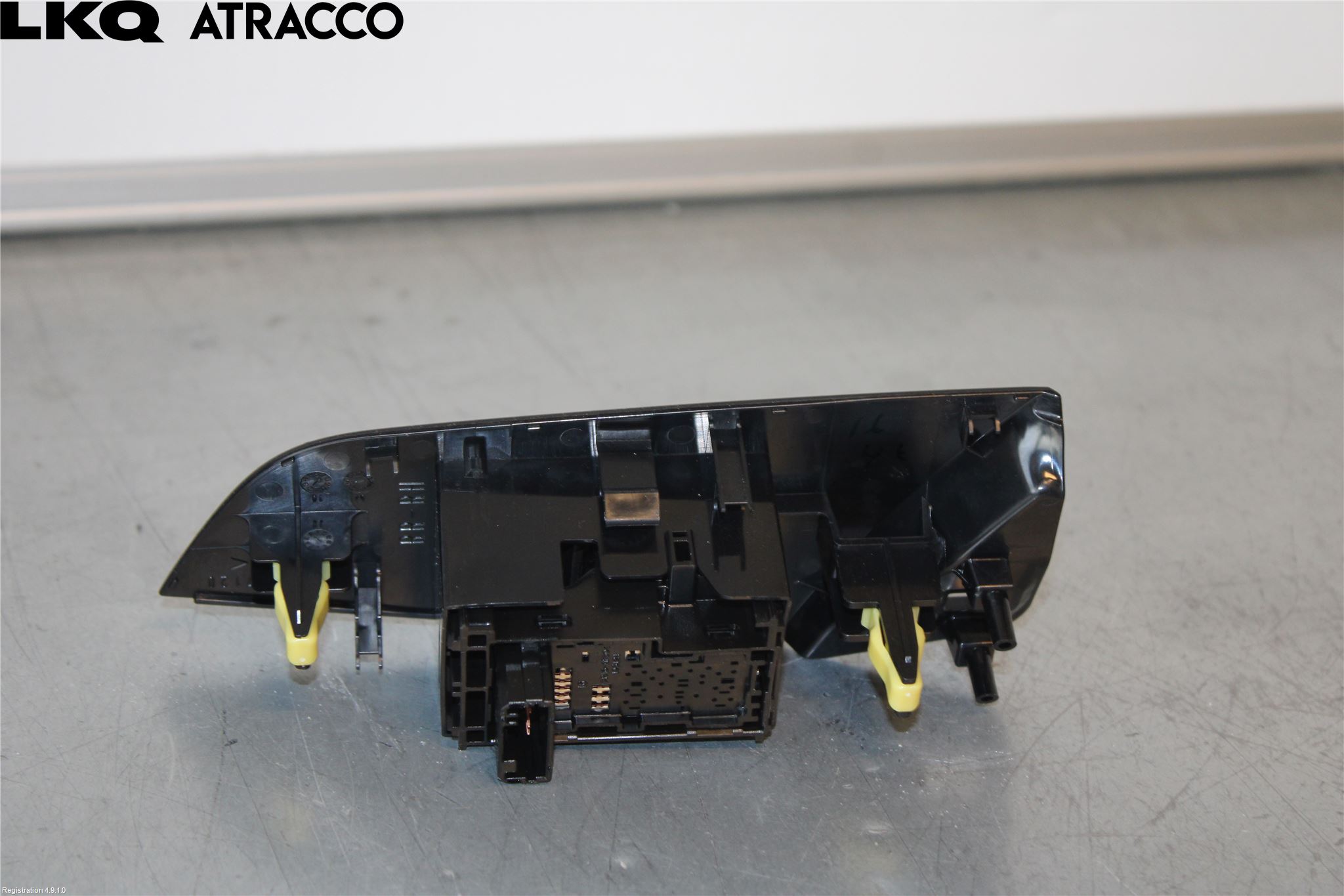 Toyota PRIUS (ZVW50) 16-21 Bryter Vindusheis